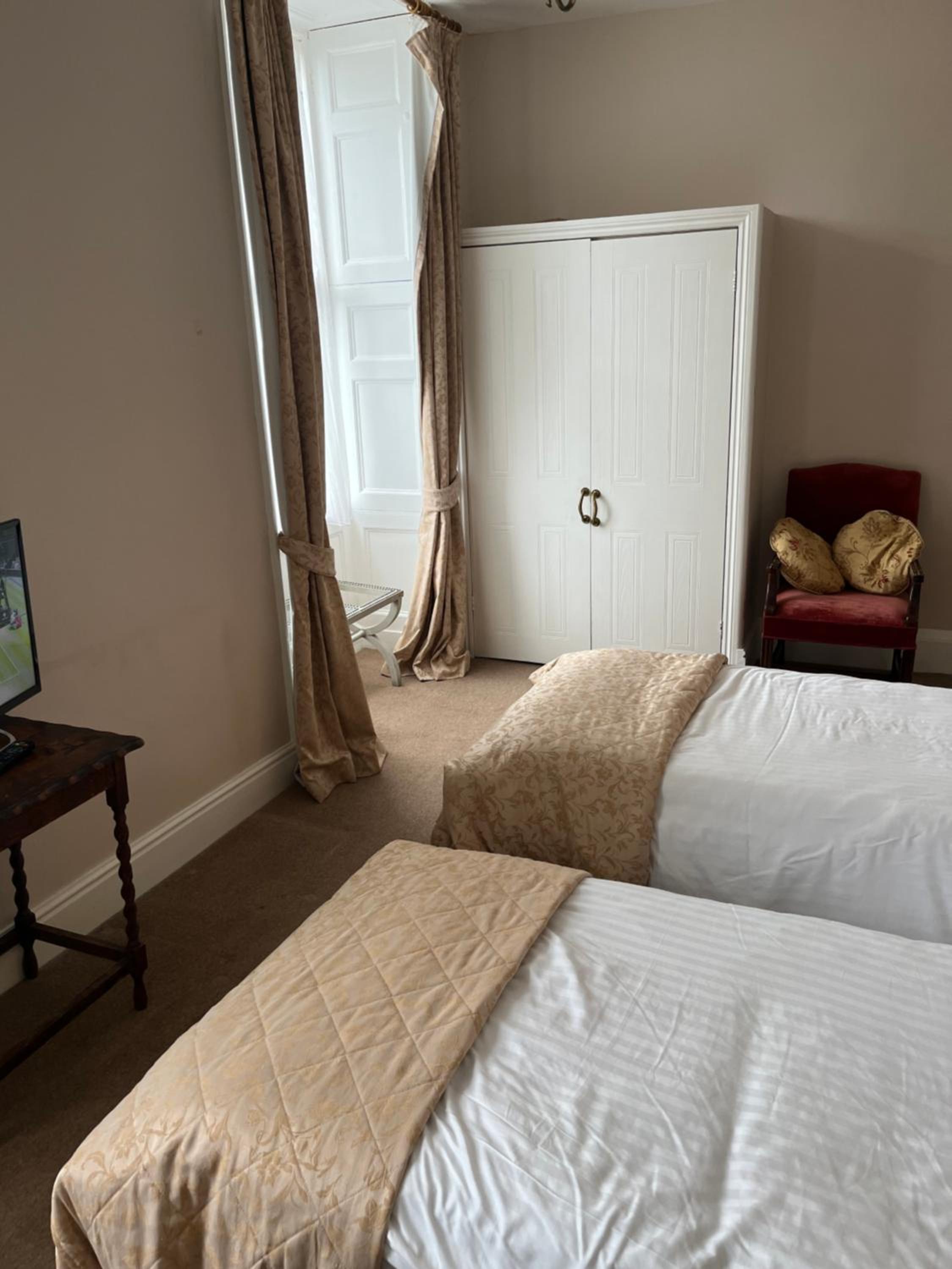 Standard Twin Room photo 1