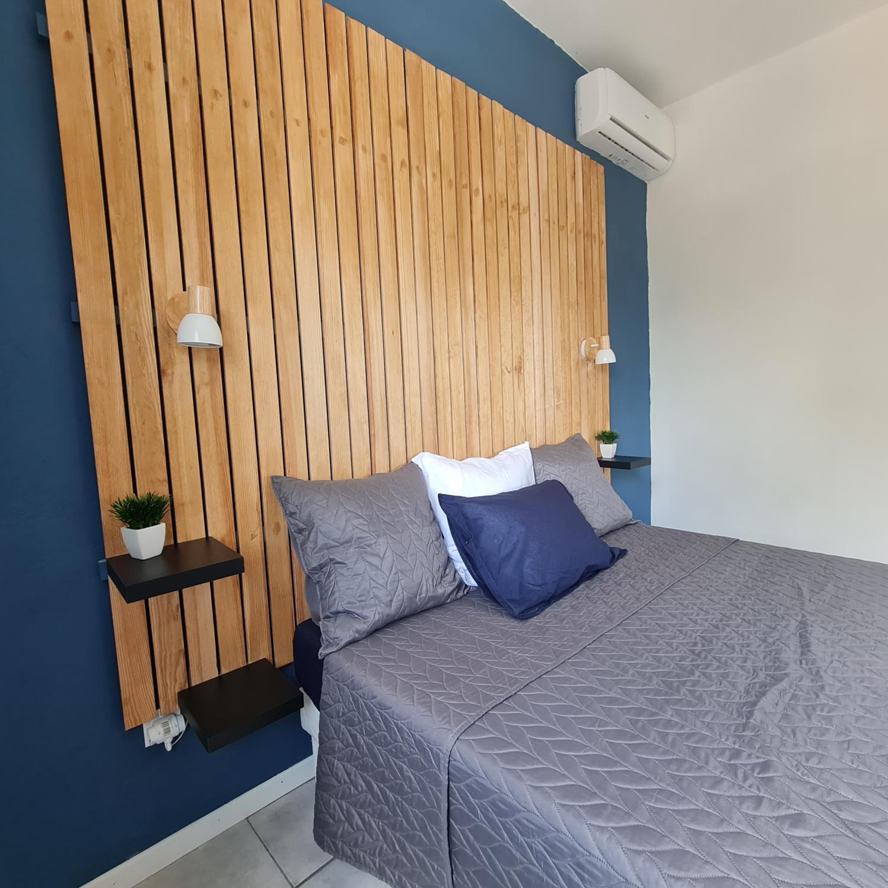Studio Apartment photo 1