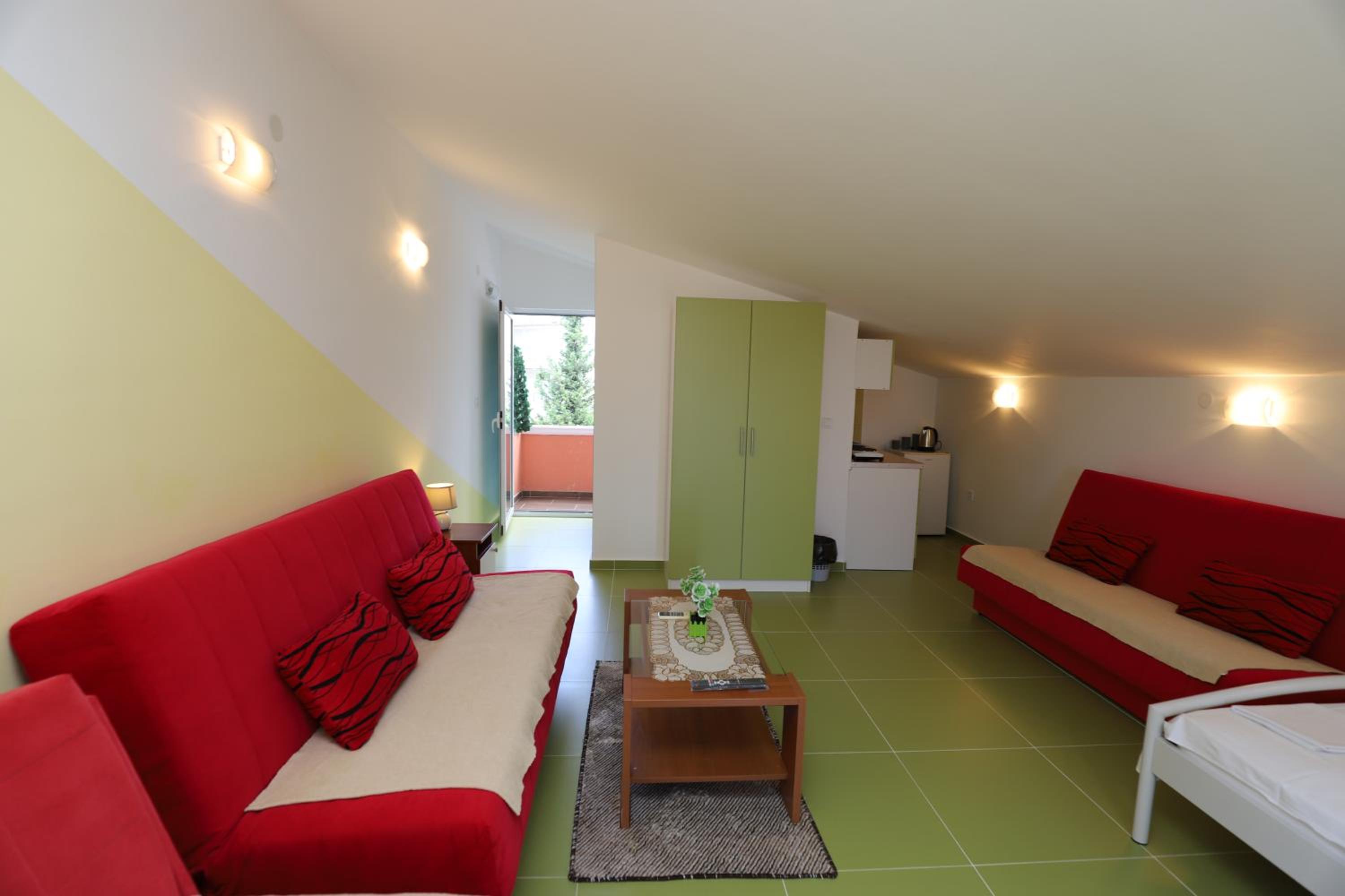 Apartment photo 1