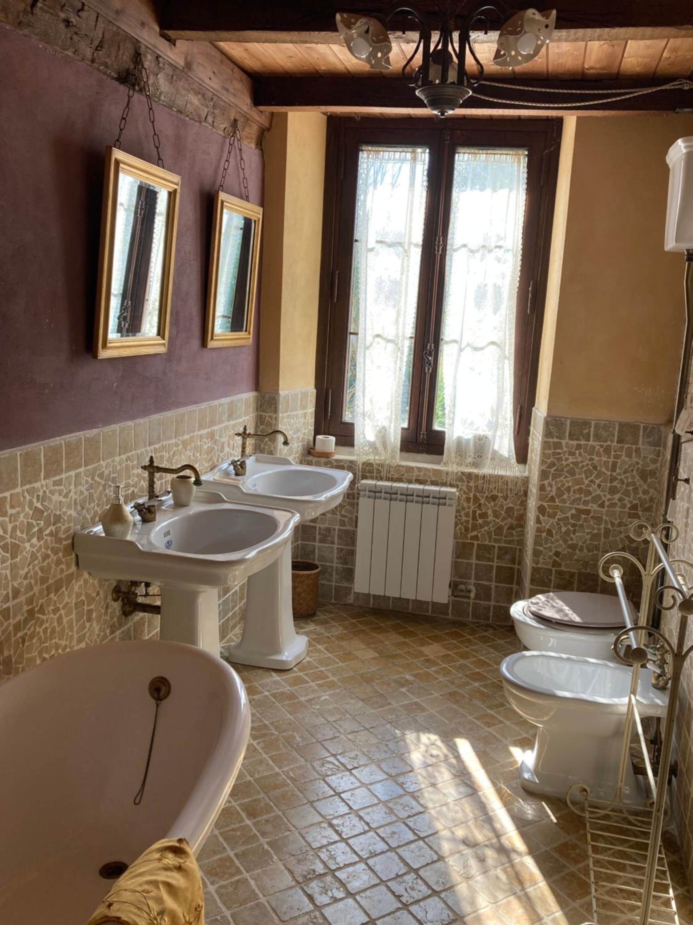Suite - Photo 8