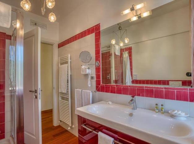 Superior Triple Room - Photo 3