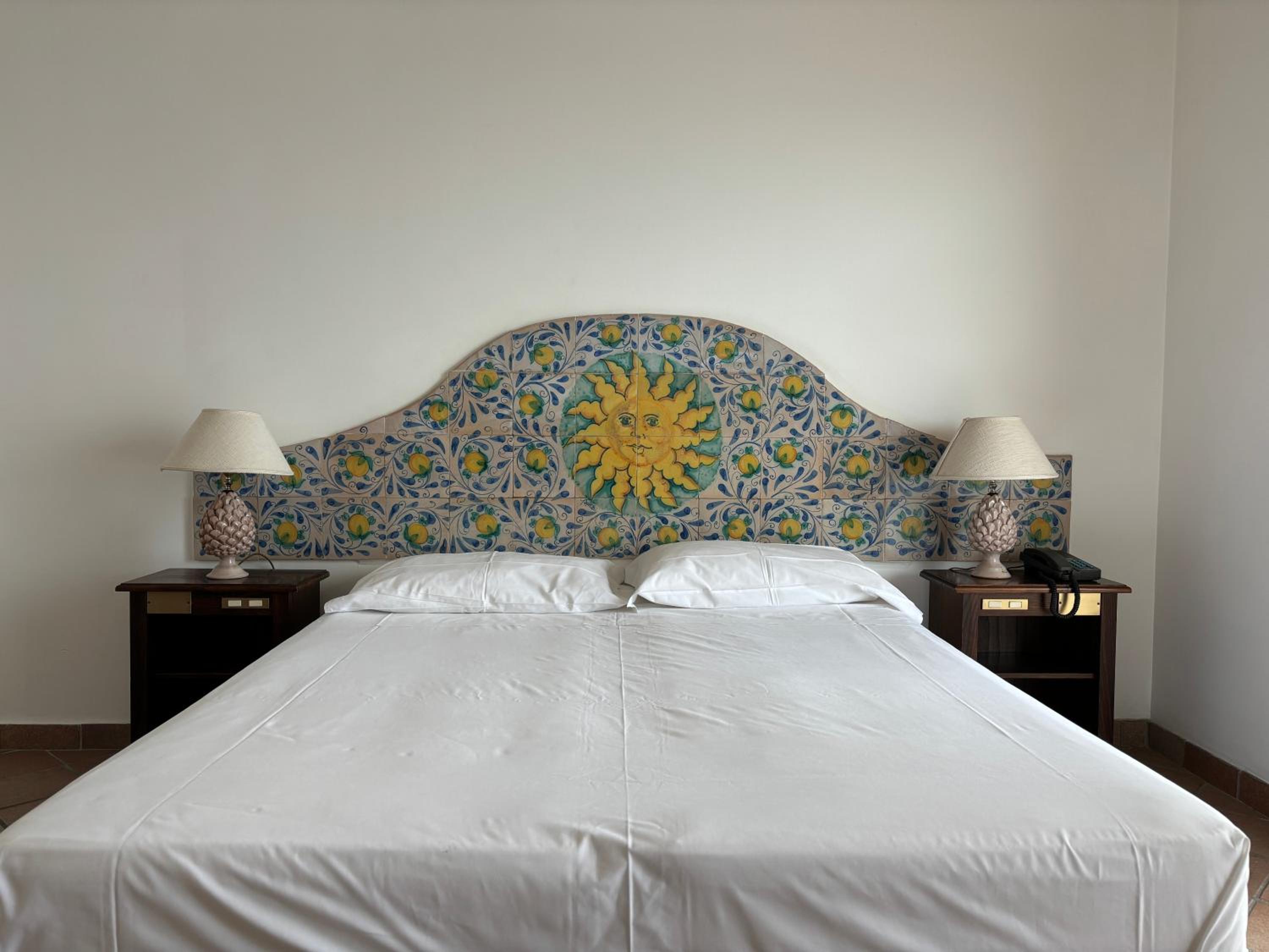 Standard Double or Twin Room photo 1
