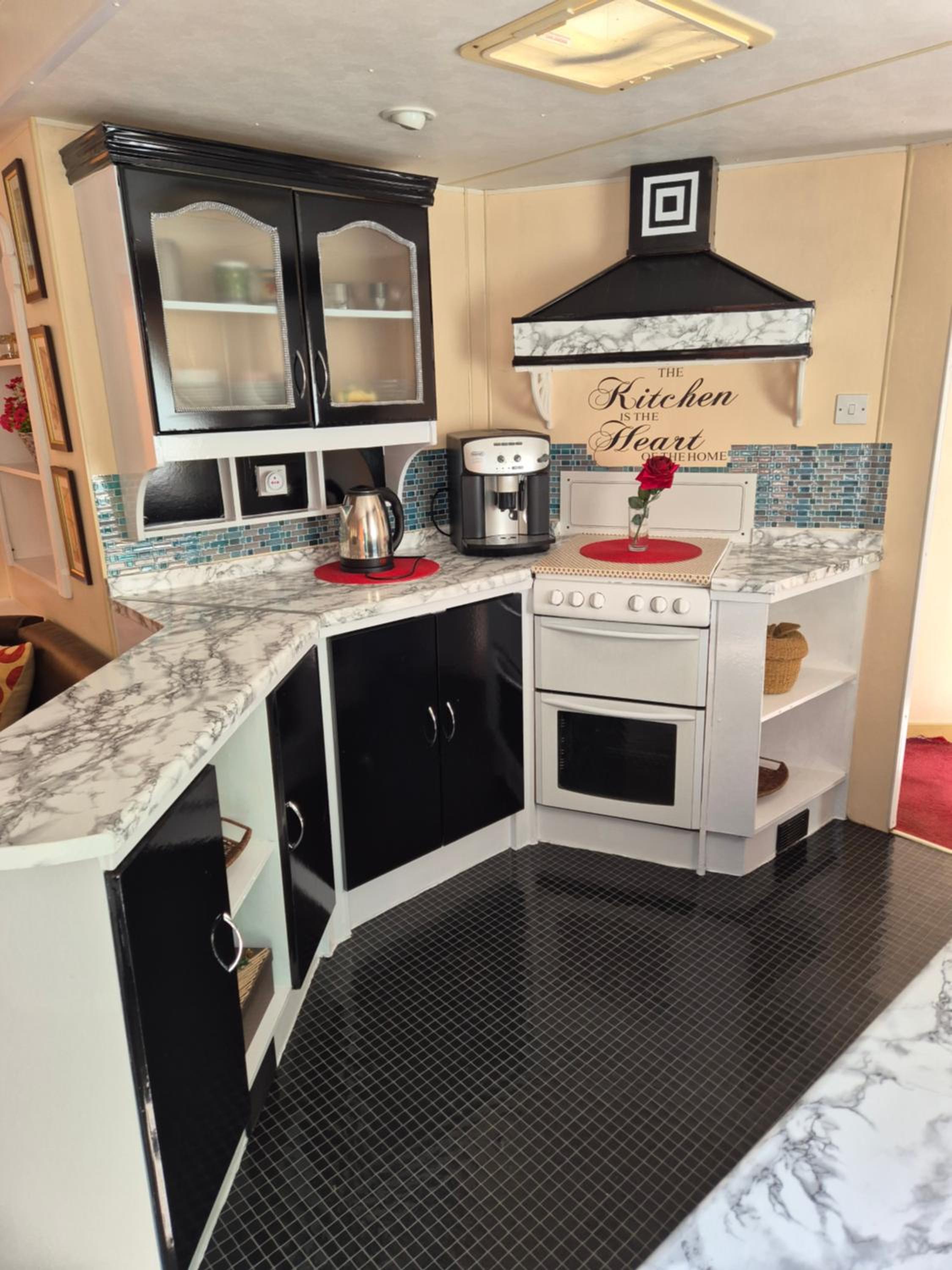 Three-Bedroom Vacation Home  - Photo 2