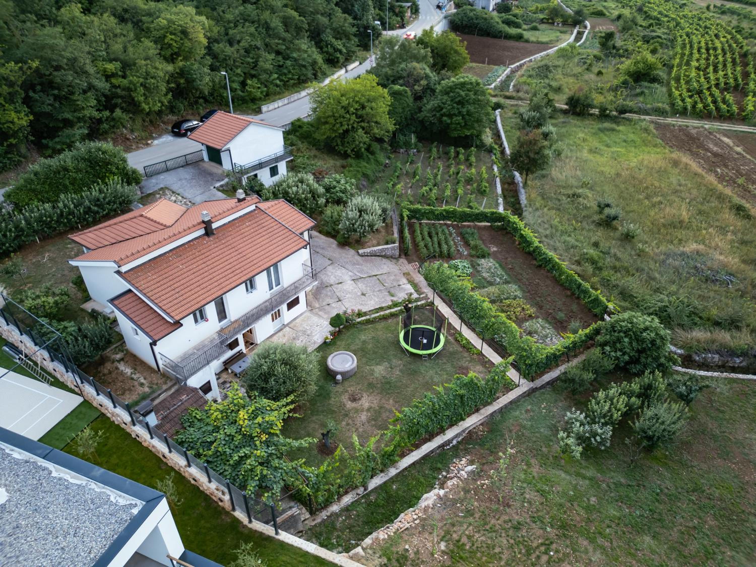 Two-Bedroom Villa - Photo 9