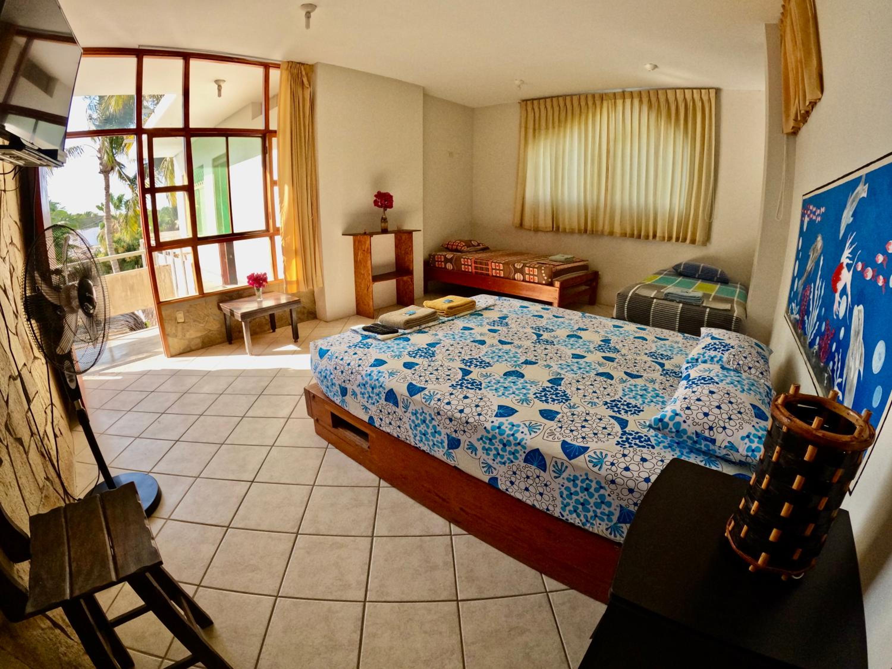 Deluxe Family Room photo 1