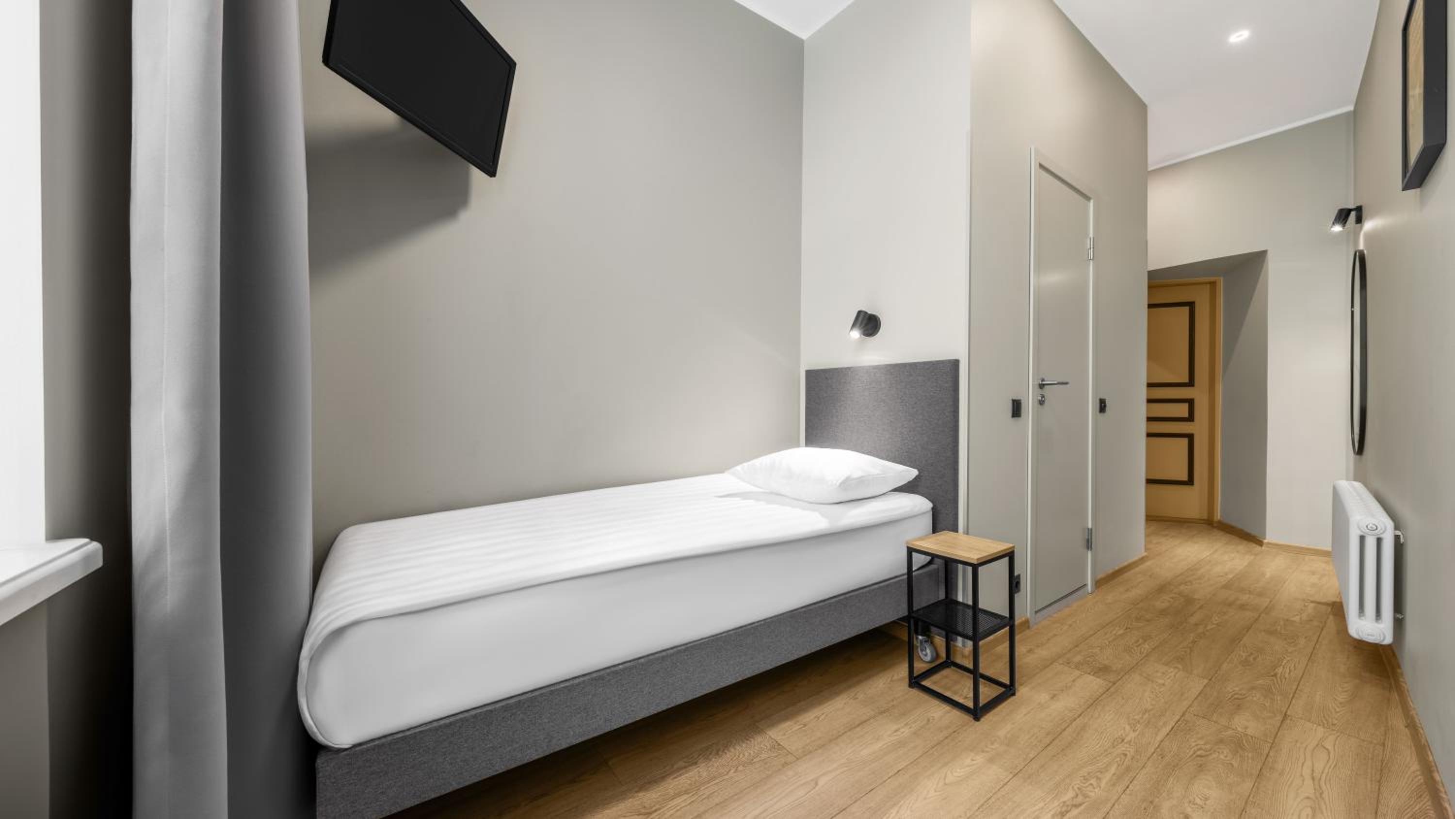 Single Room photo 2