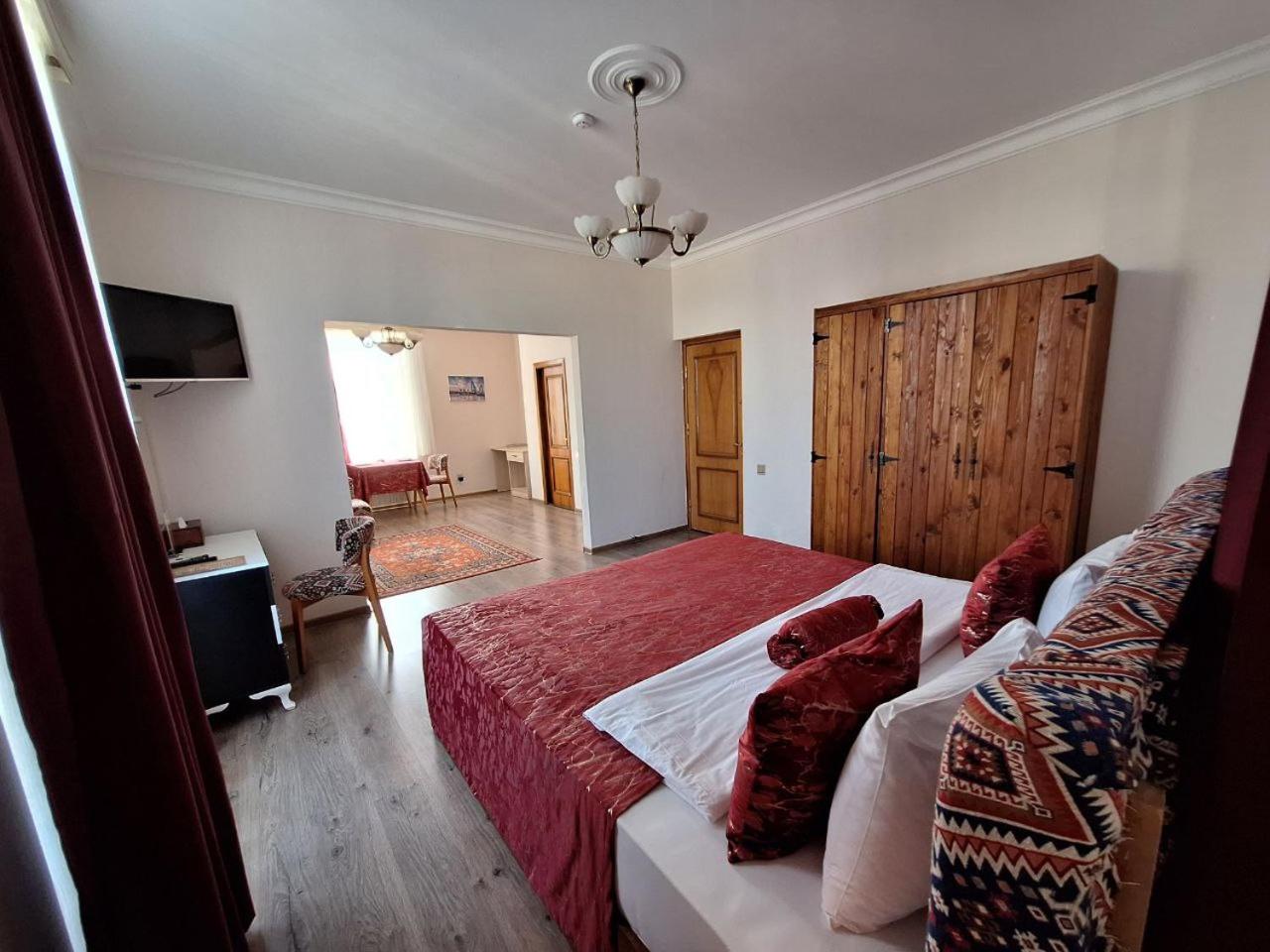 Suite with Balcony