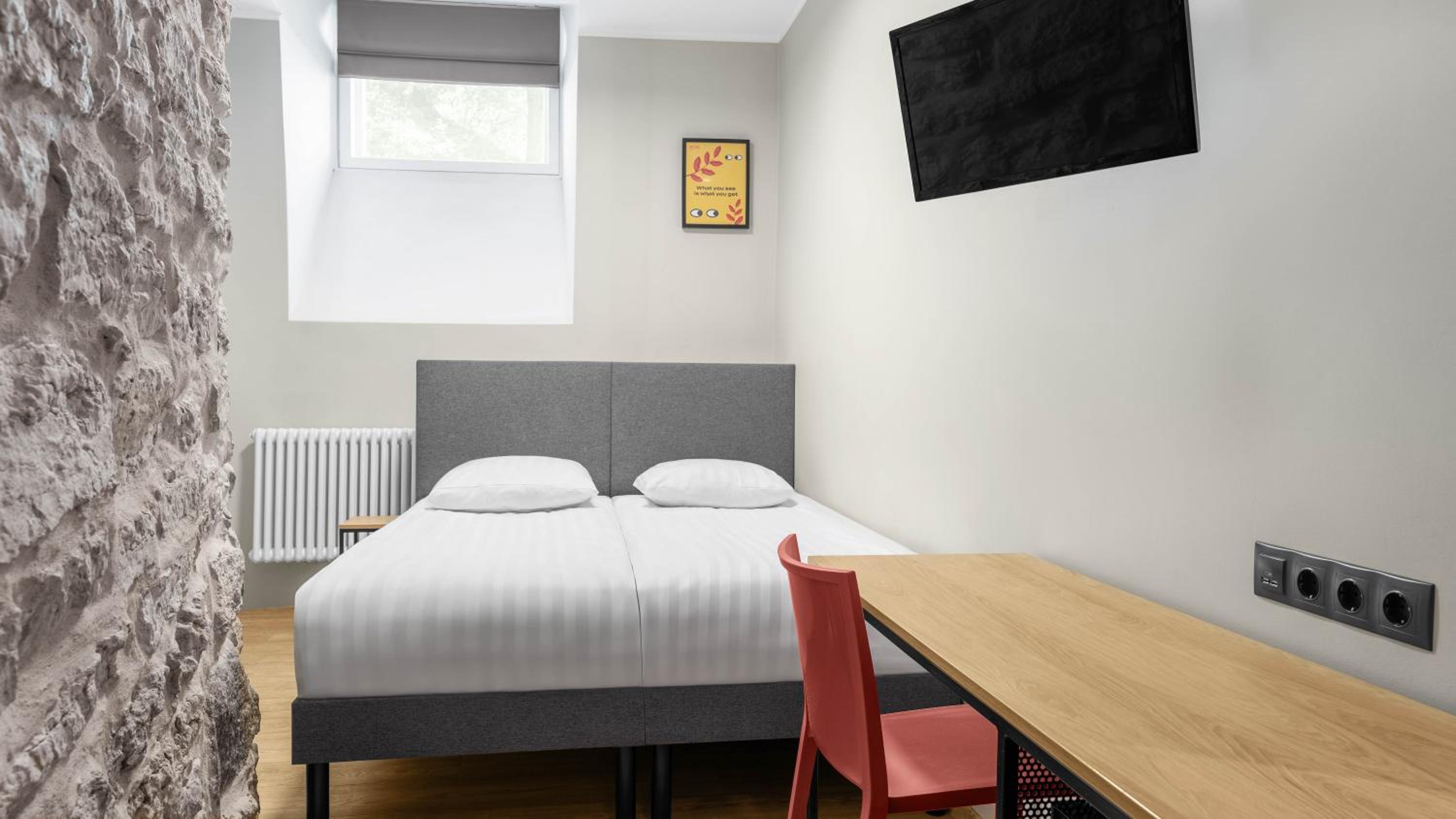 Double or Twin Room - Photo 2