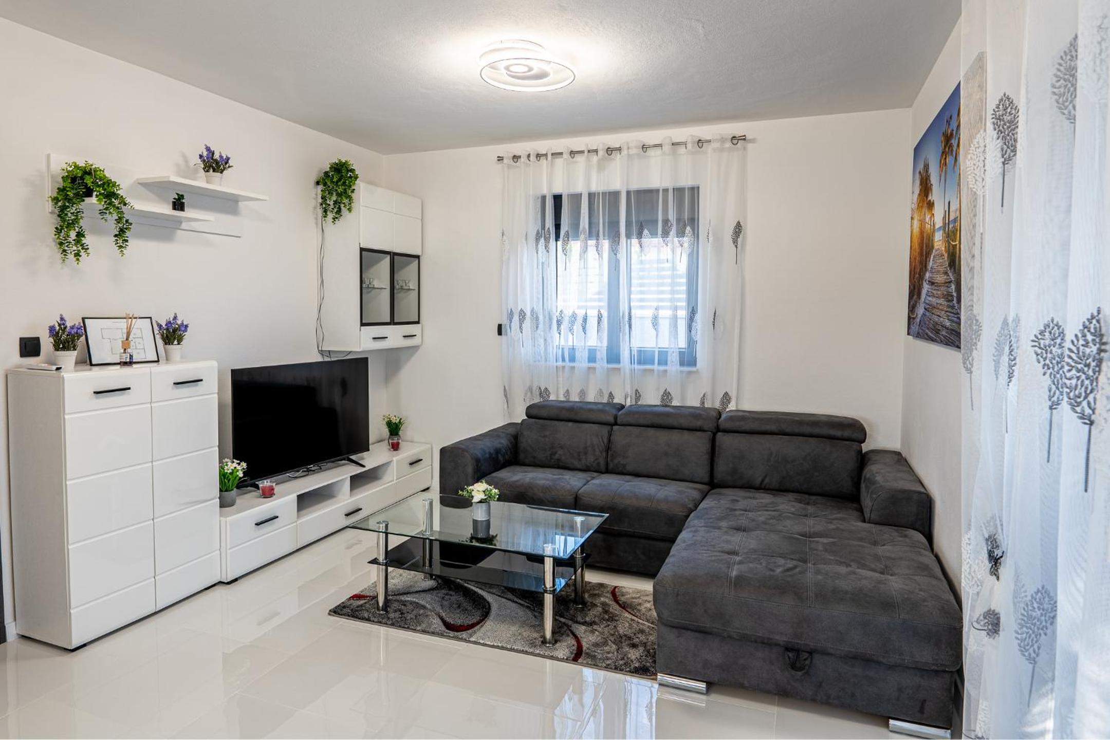 Villa photo 1