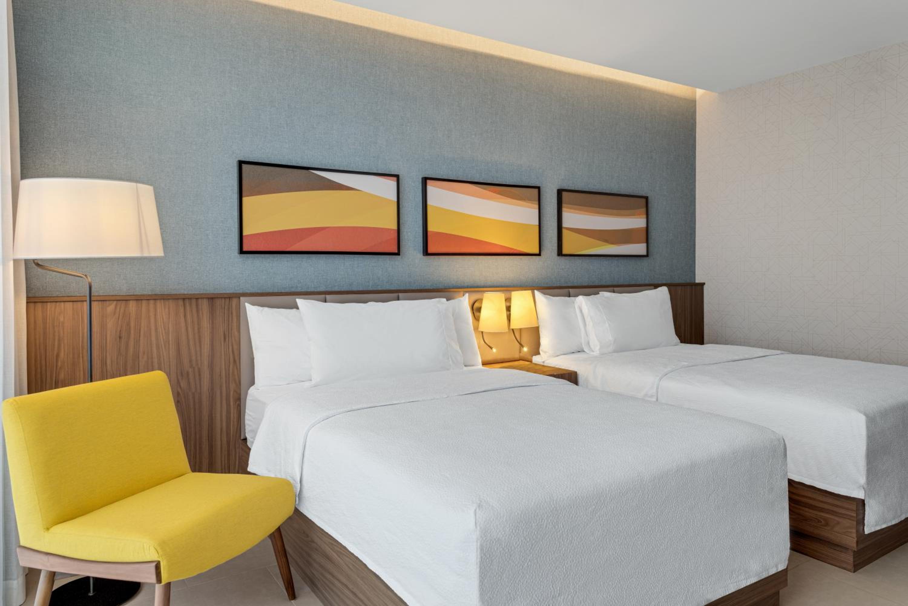 Double Room with Two Double Beds photo 2