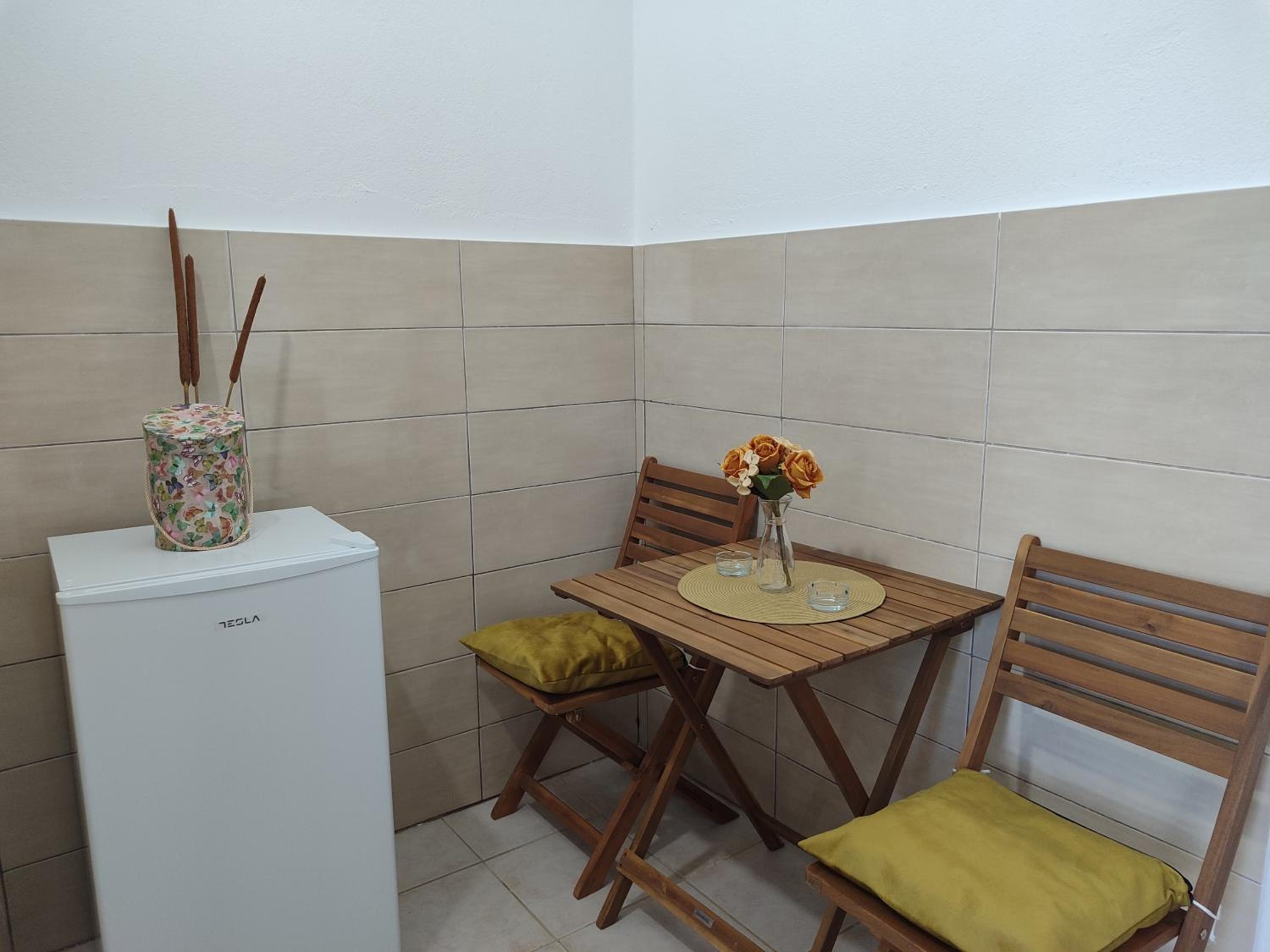 One-Bedroom House photo 2