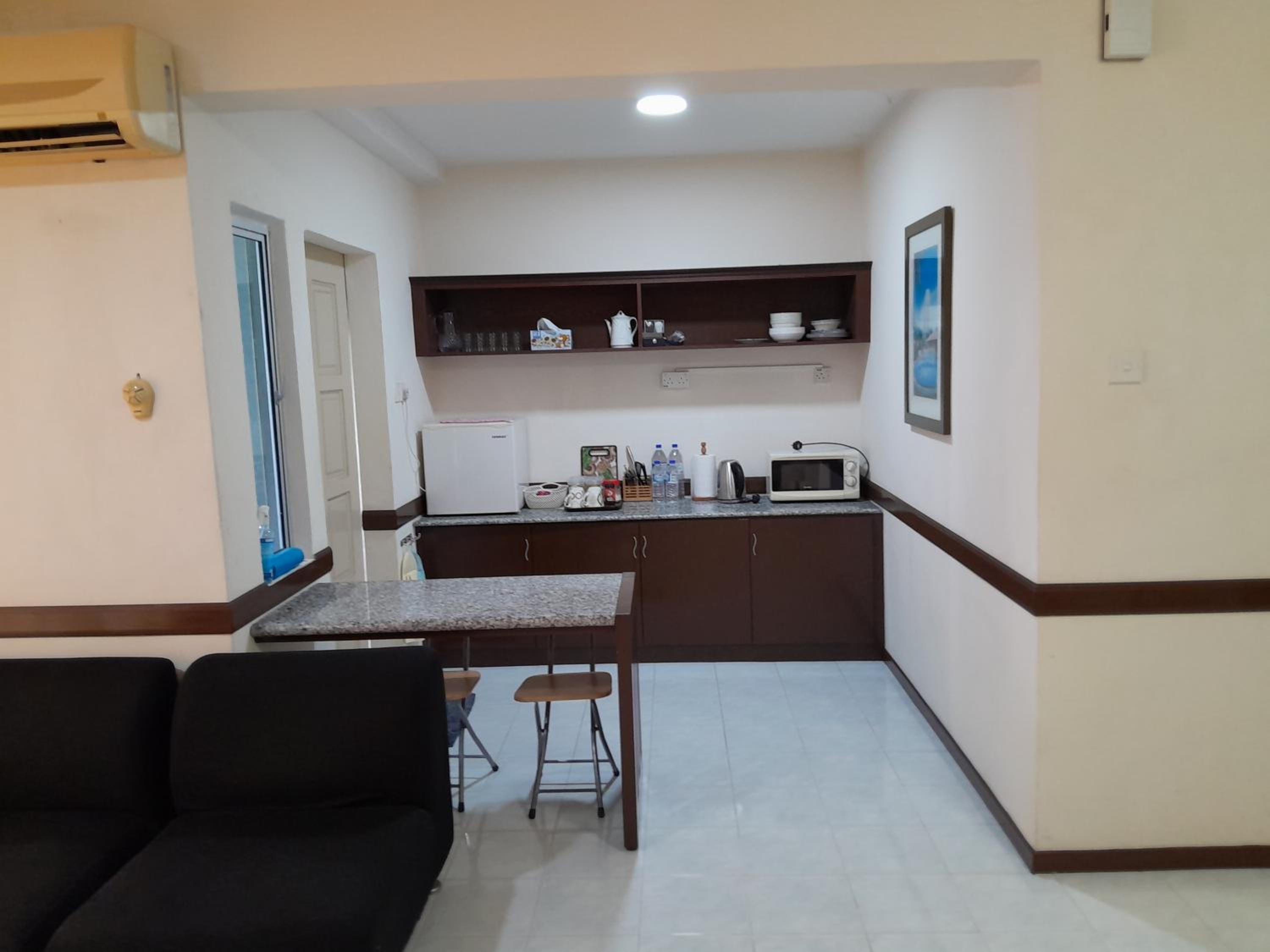 One-Bedroom House photo 3