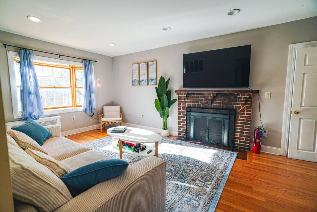 Four-Bedroom House photo 1