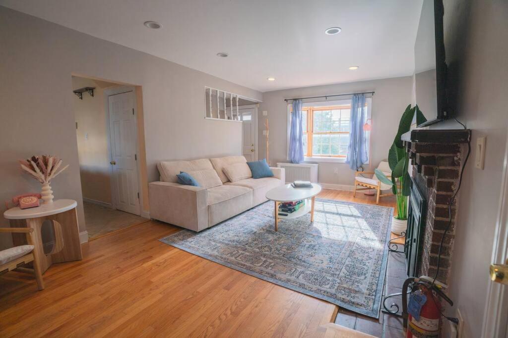Four-Bedroom House photo 3