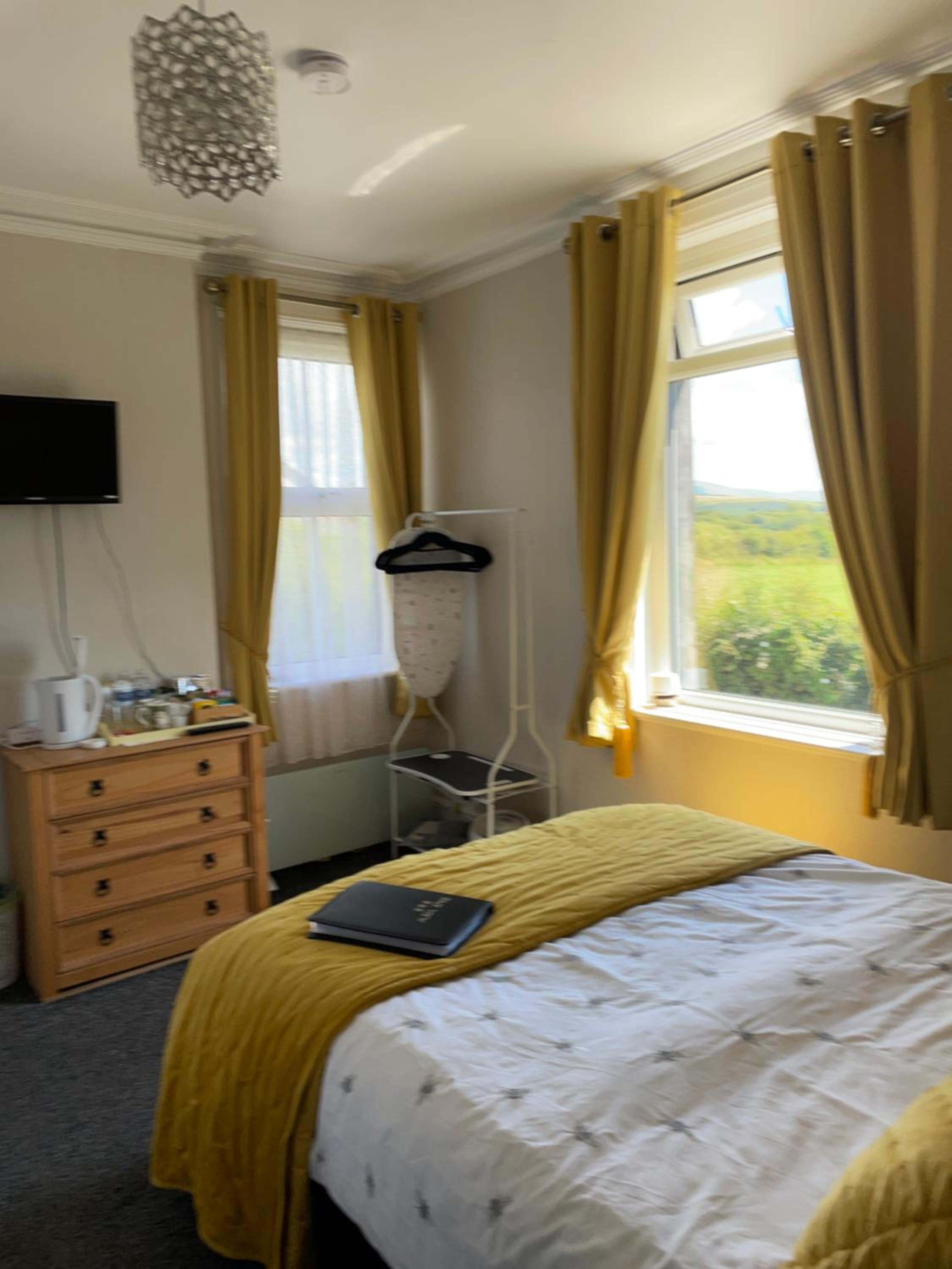 Double Room with Mountain View - Photo 7
