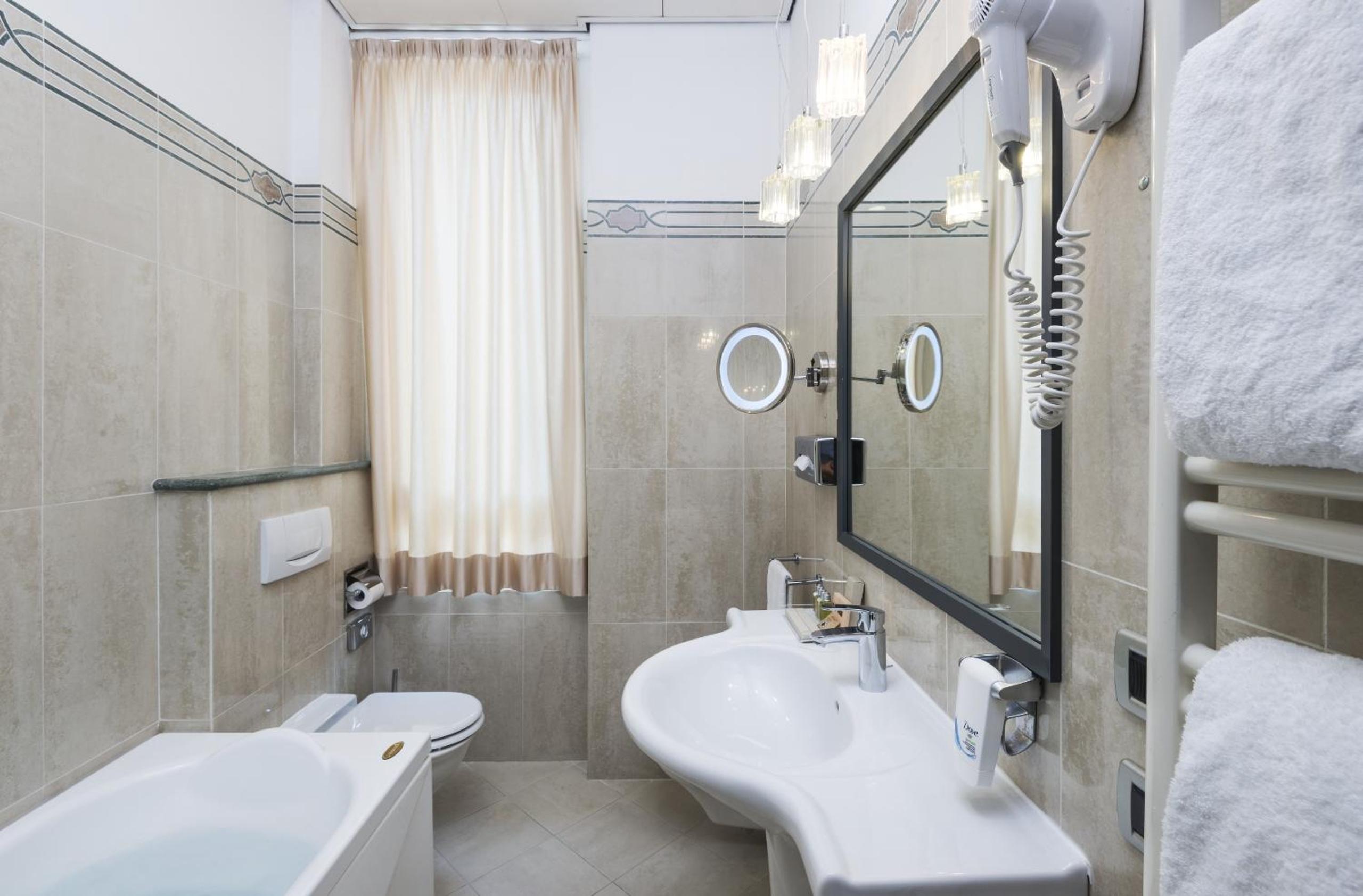 Junior Suite - Photo 3