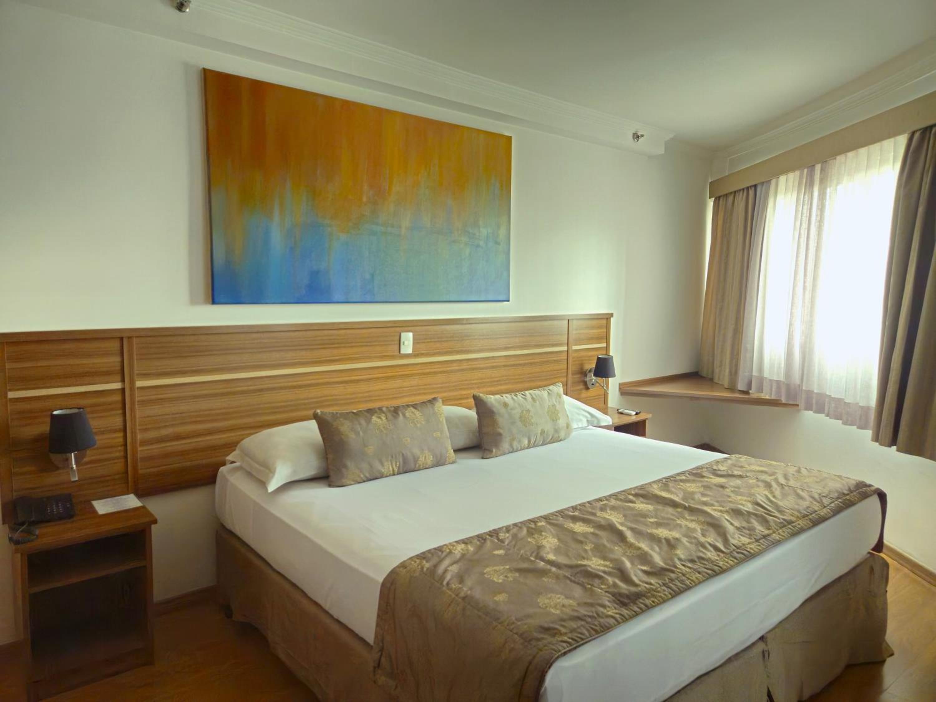 King Suite with Spa Bath photo 1