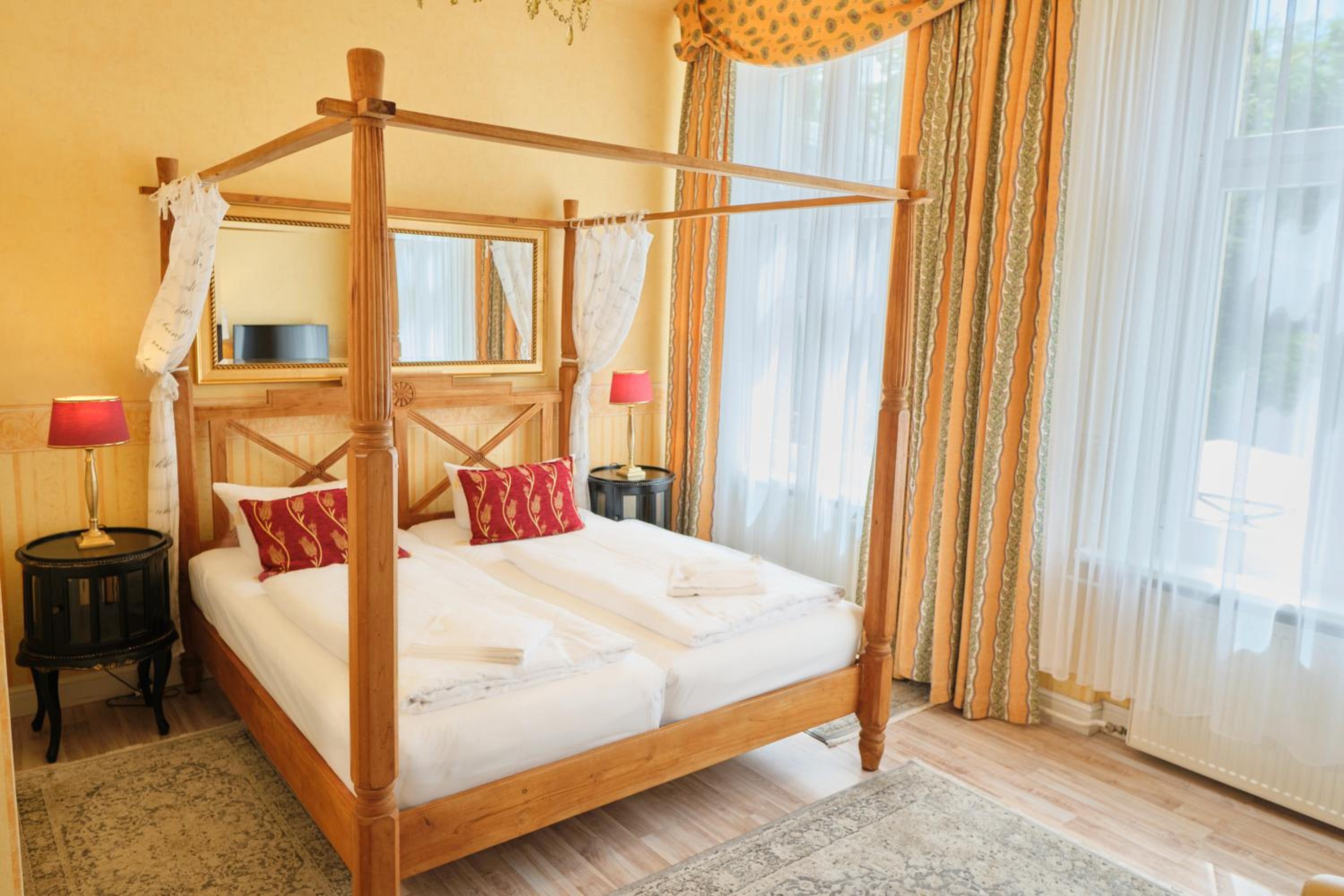 Double Room - Photo 6