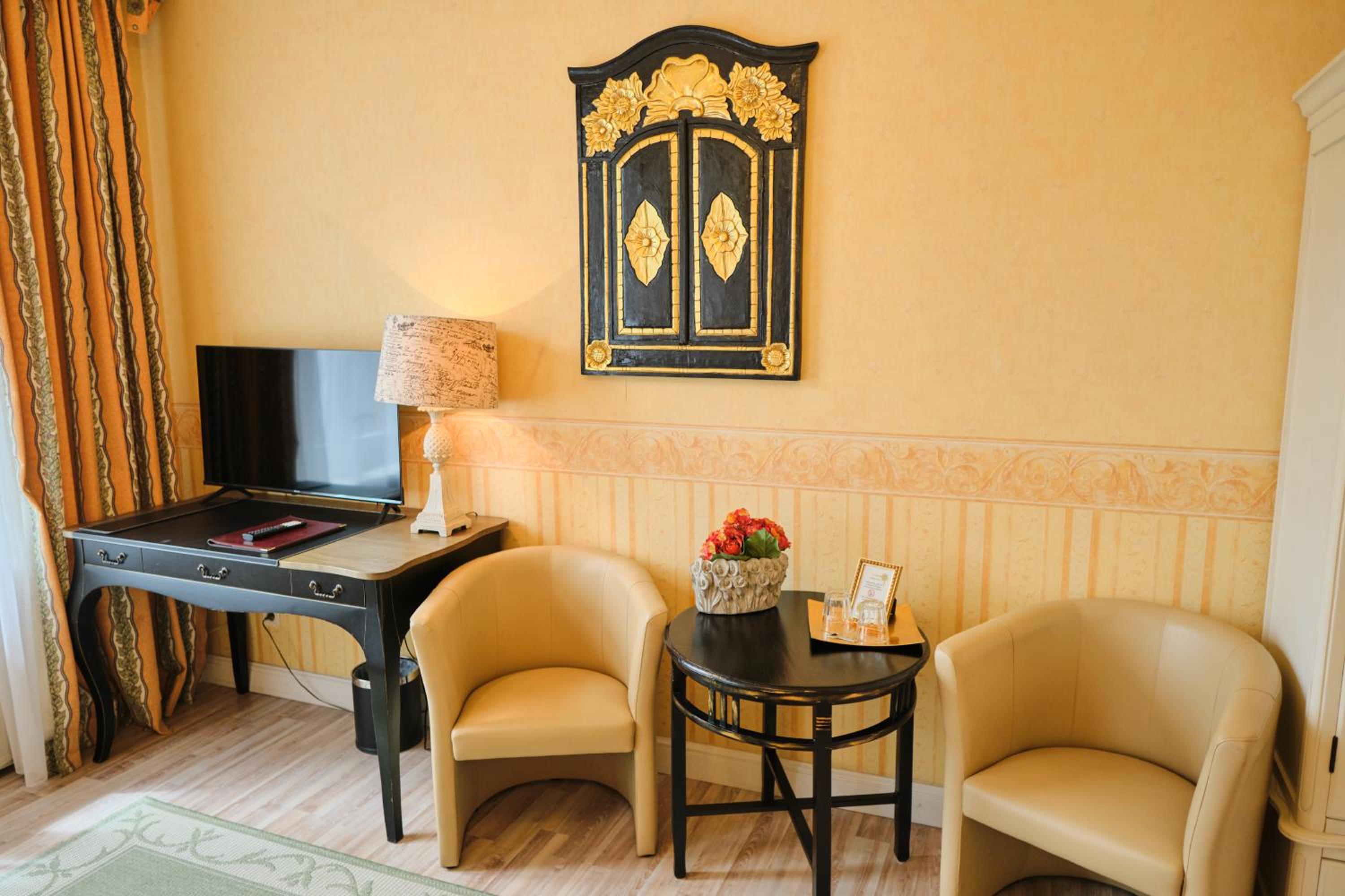Double Room - Photo 15