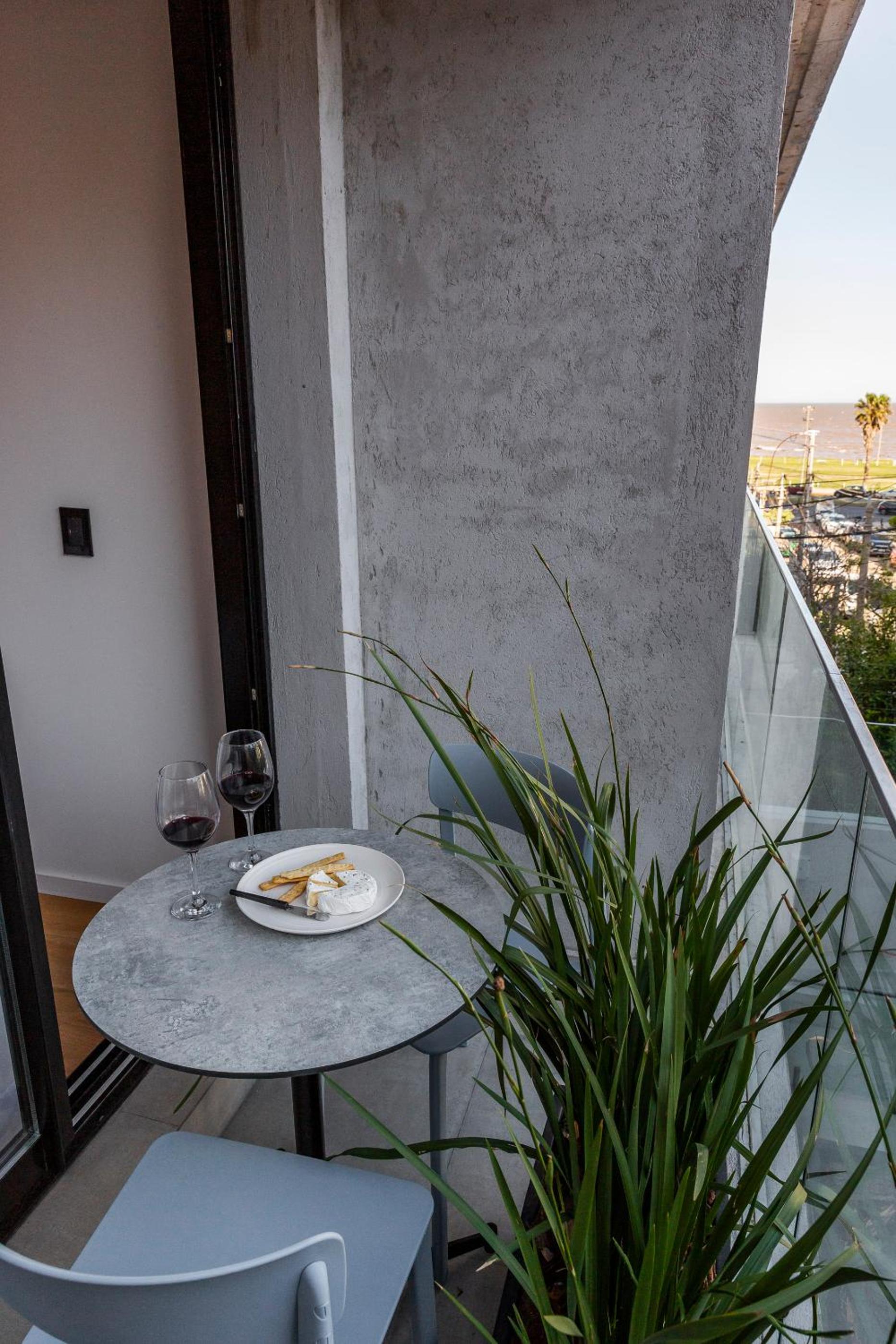 Studio with Terrace photo 2
