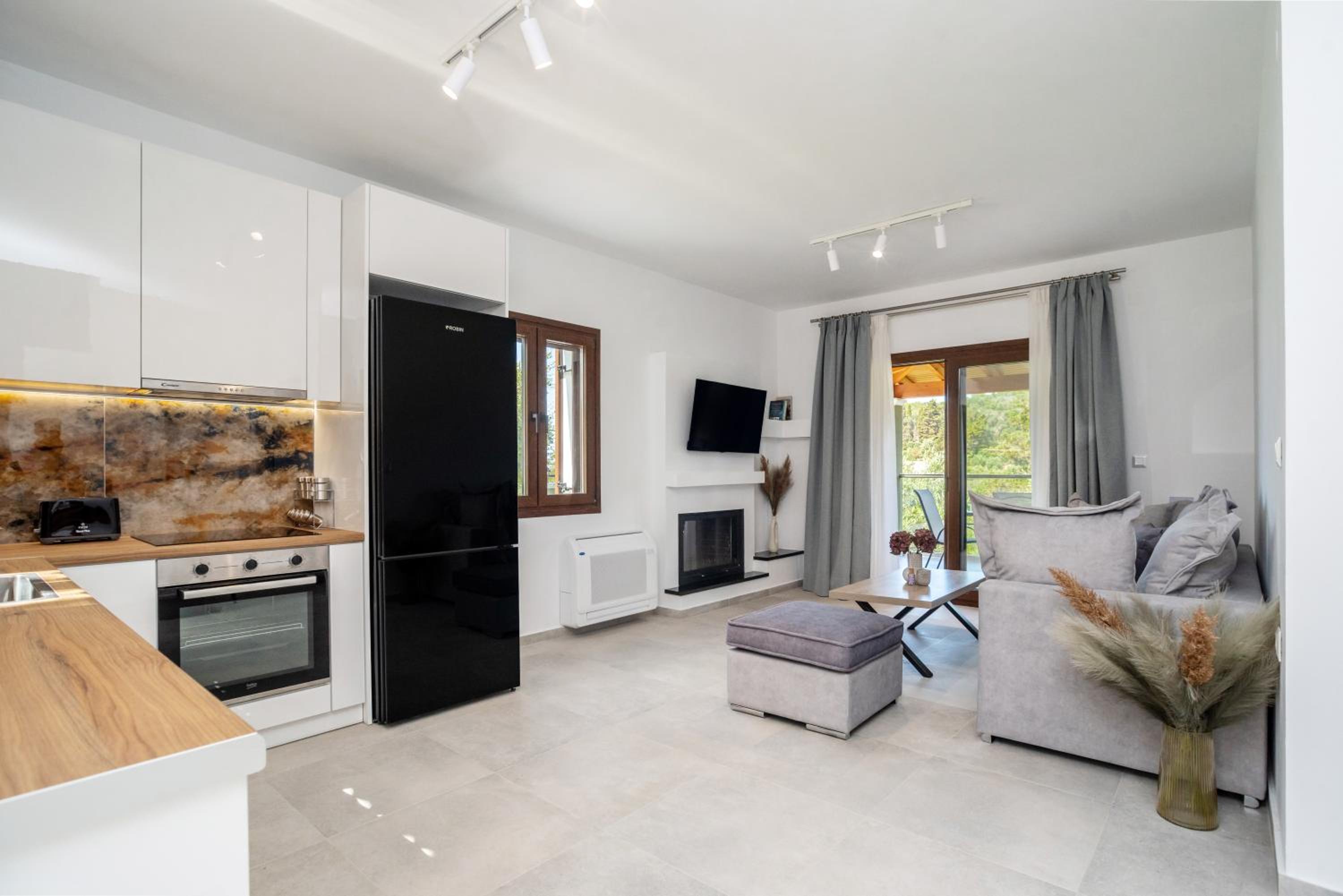 Three-Bedroom House photo 1