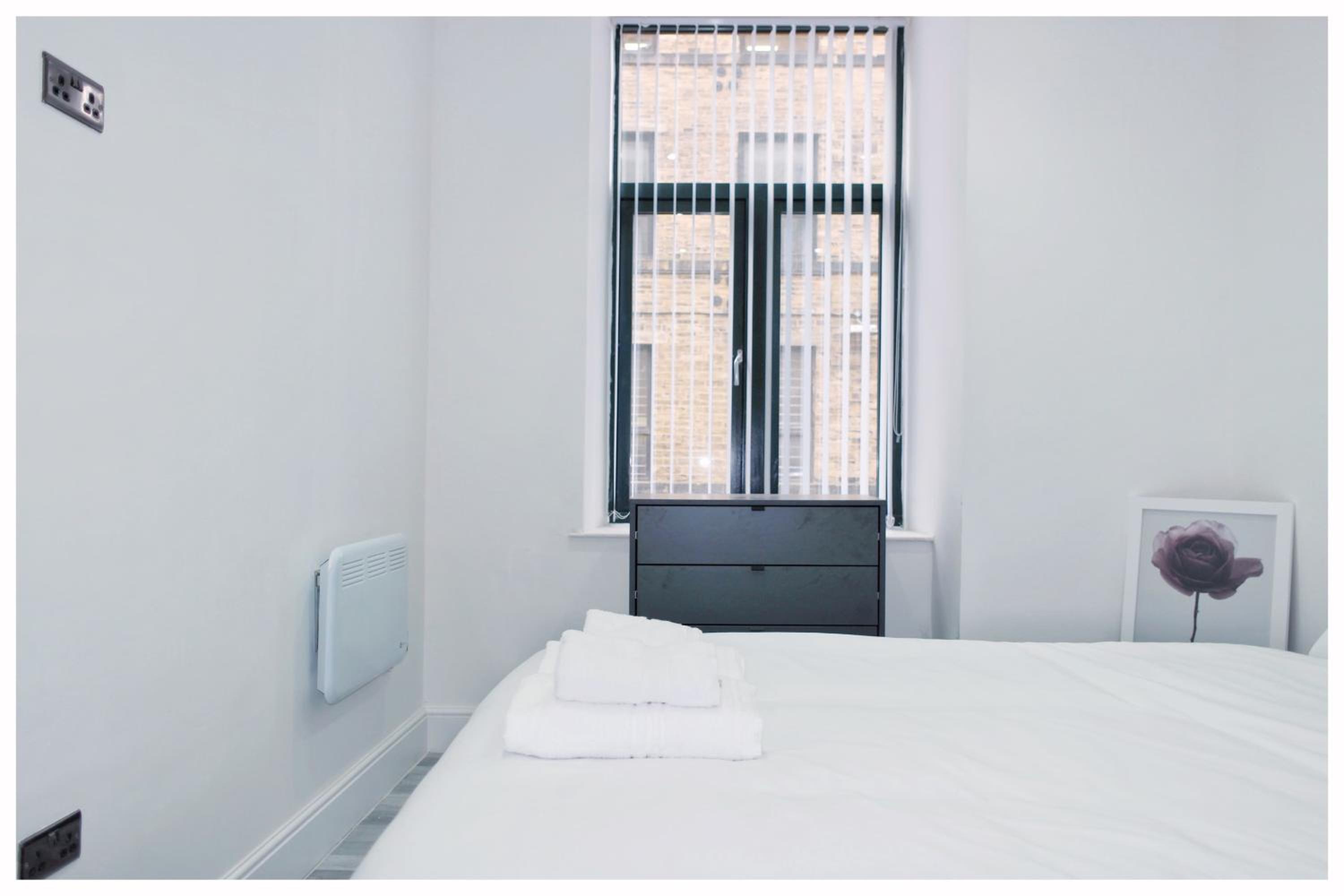 One-Bedroom Apartment photo 2