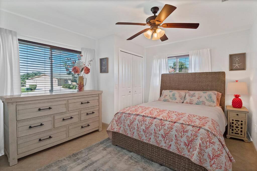 Three-Bedroom House photo 1