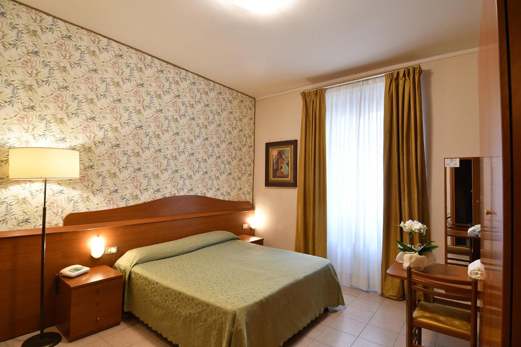 Double or Twin Room photo 1
