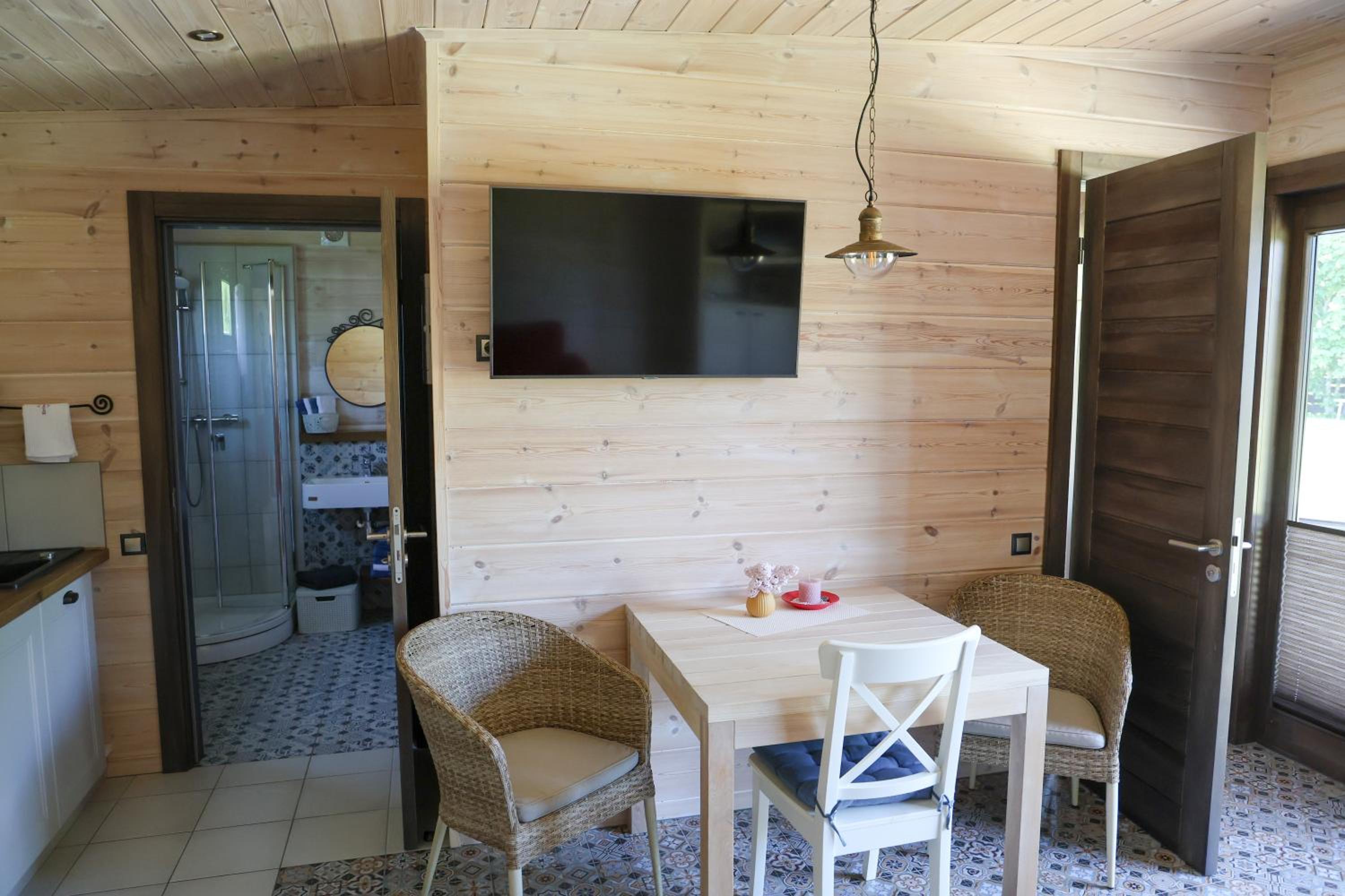 One-Bedroom House - Photo 14