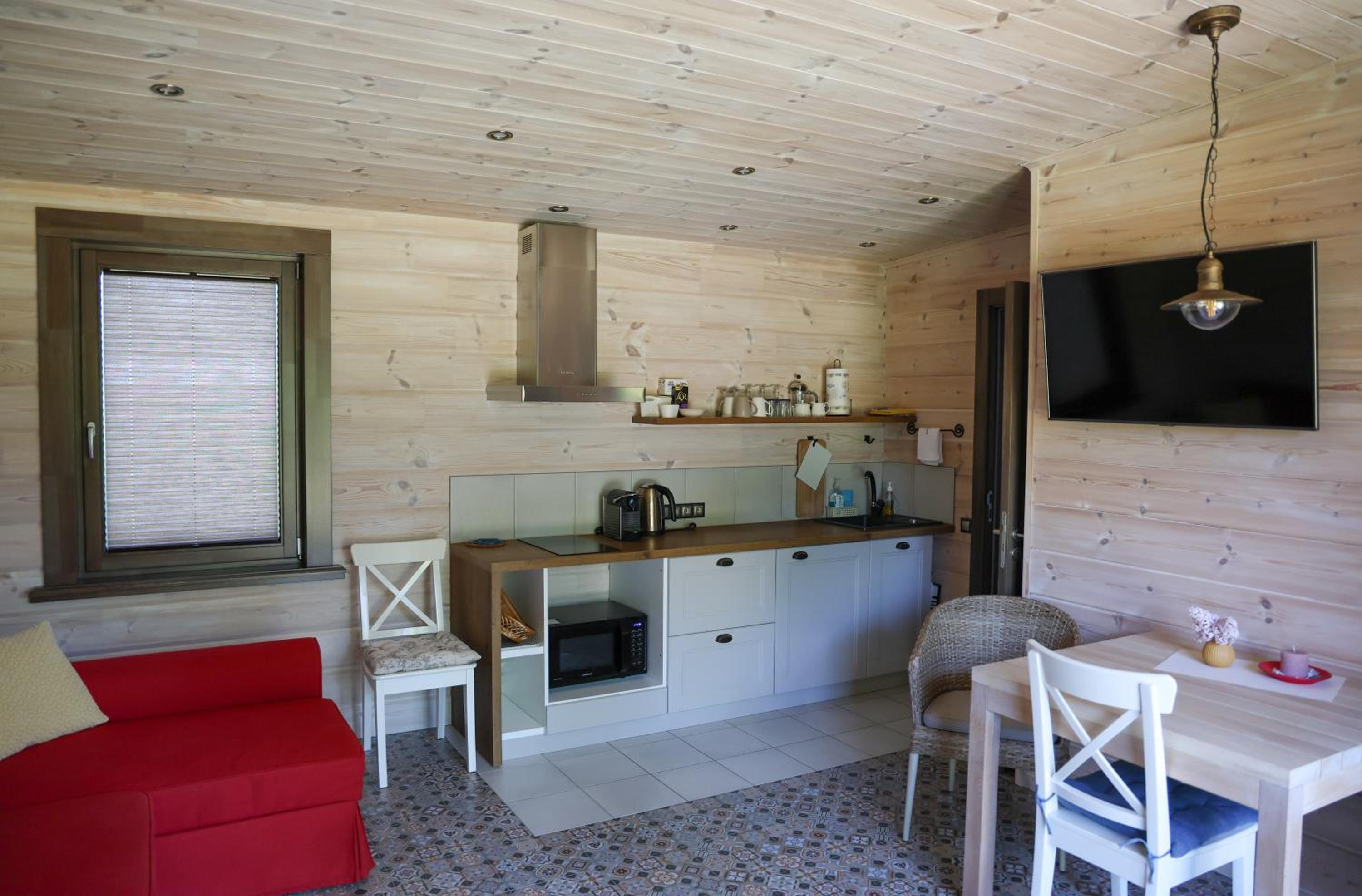 One-Bedroom House - Photo 12