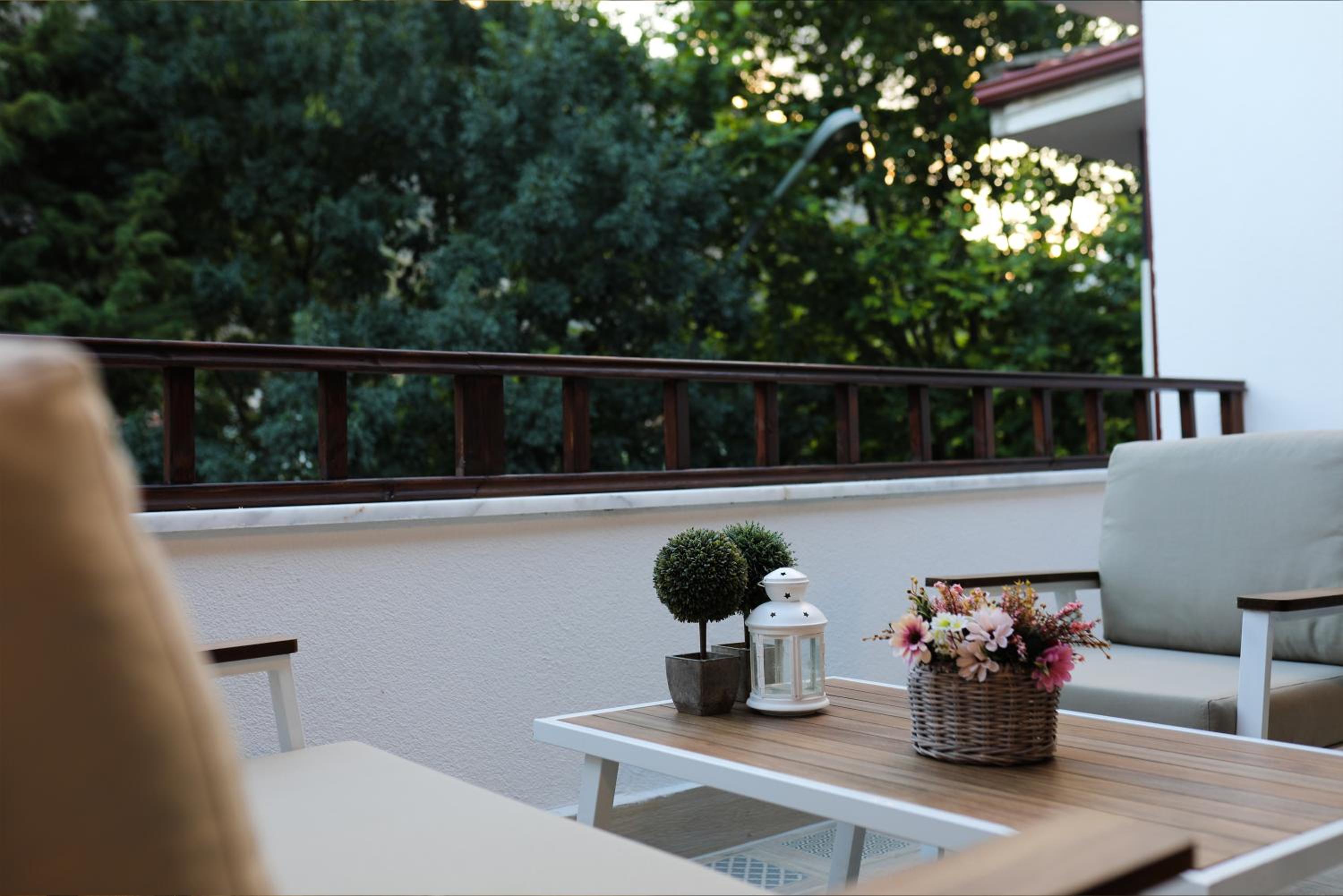 Deluxe Double Room with Balcony photo 3