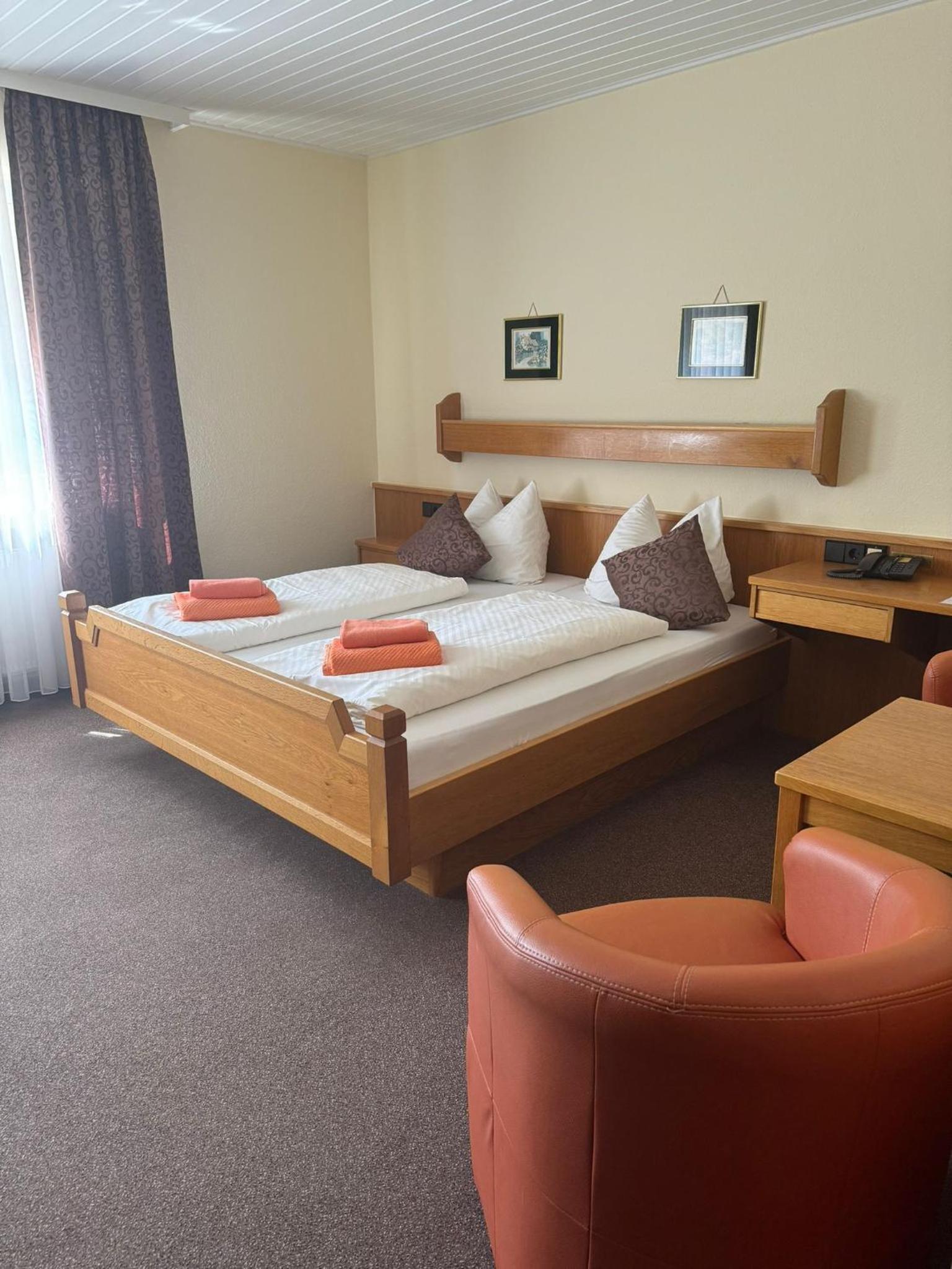 Double or Twin Room - Photo 2
