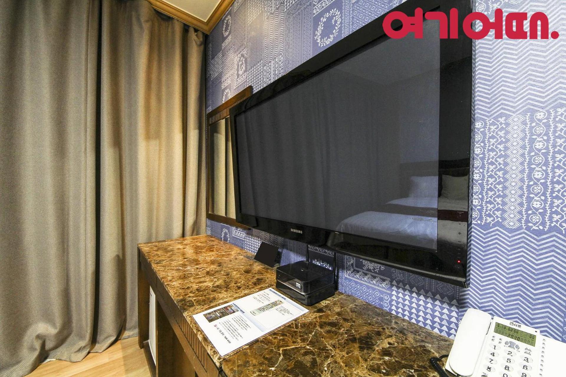 Double Room with Mountain View photo 2