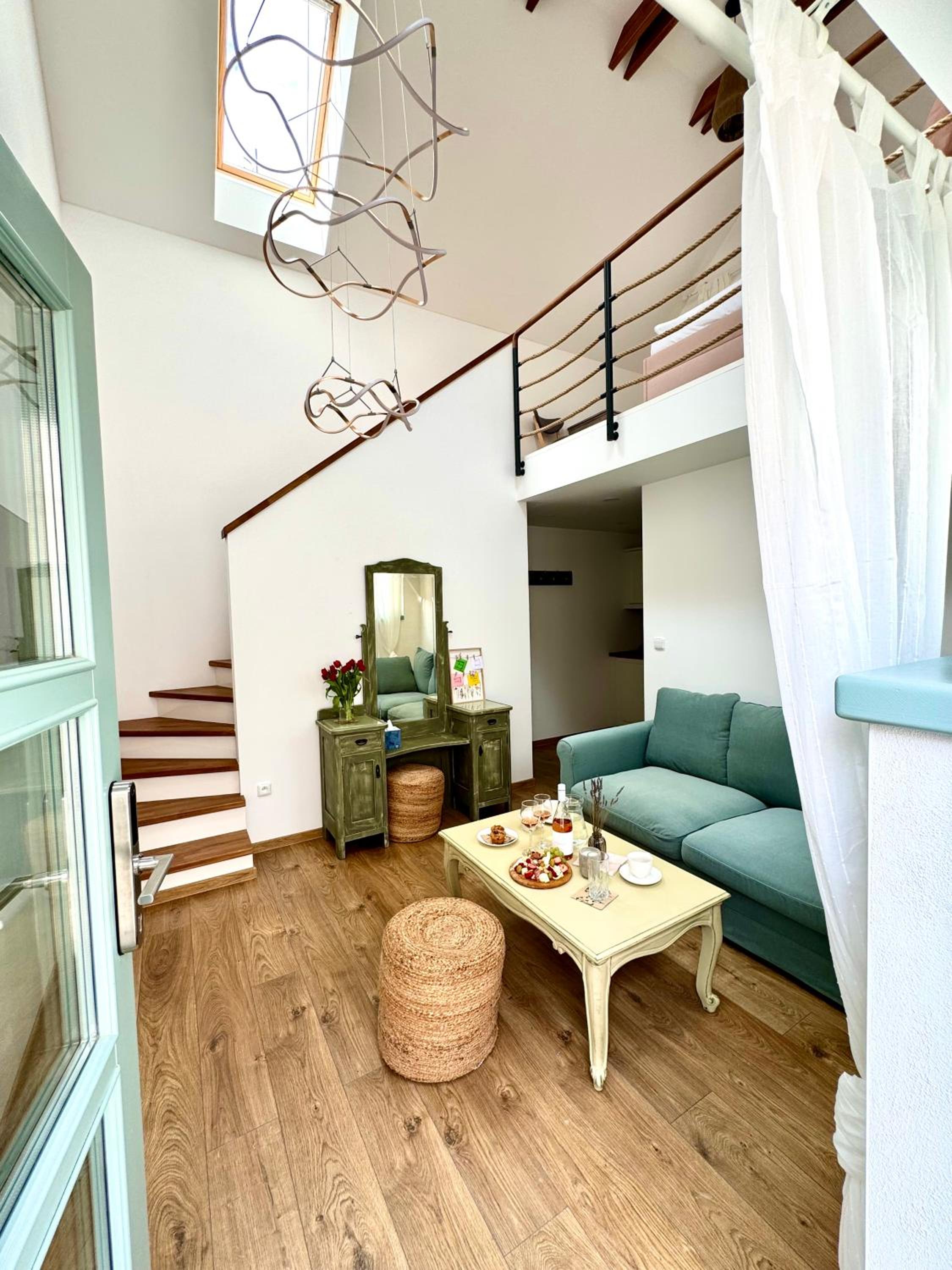 Maisonette photo 1
