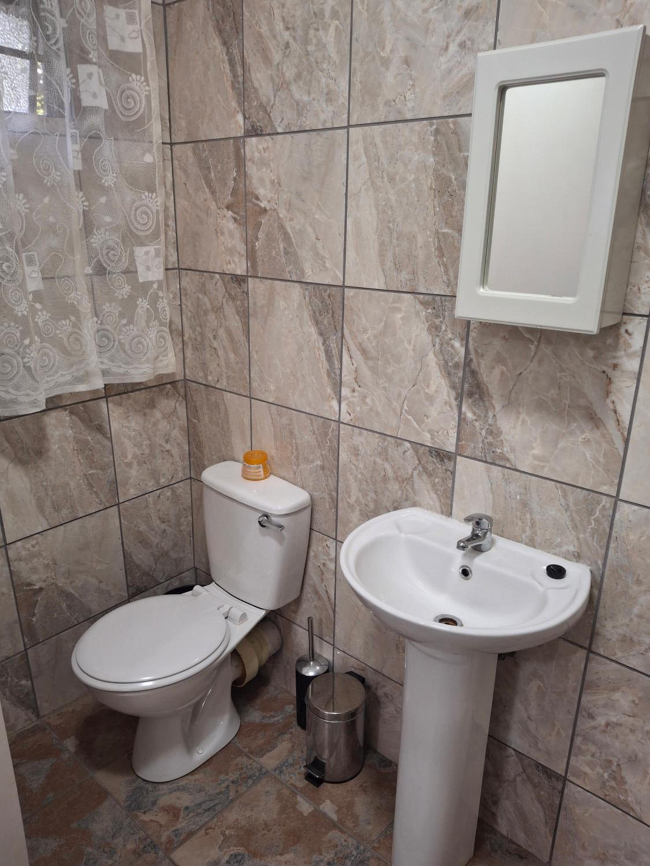 Double or Twin Cottage photo 2