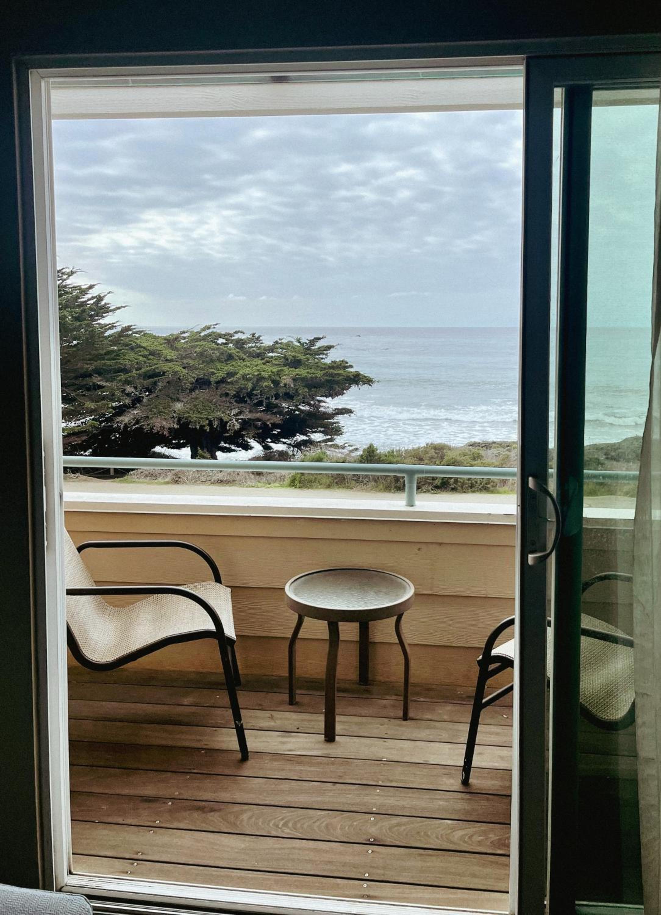 King Room with Ocean View - Photo 4