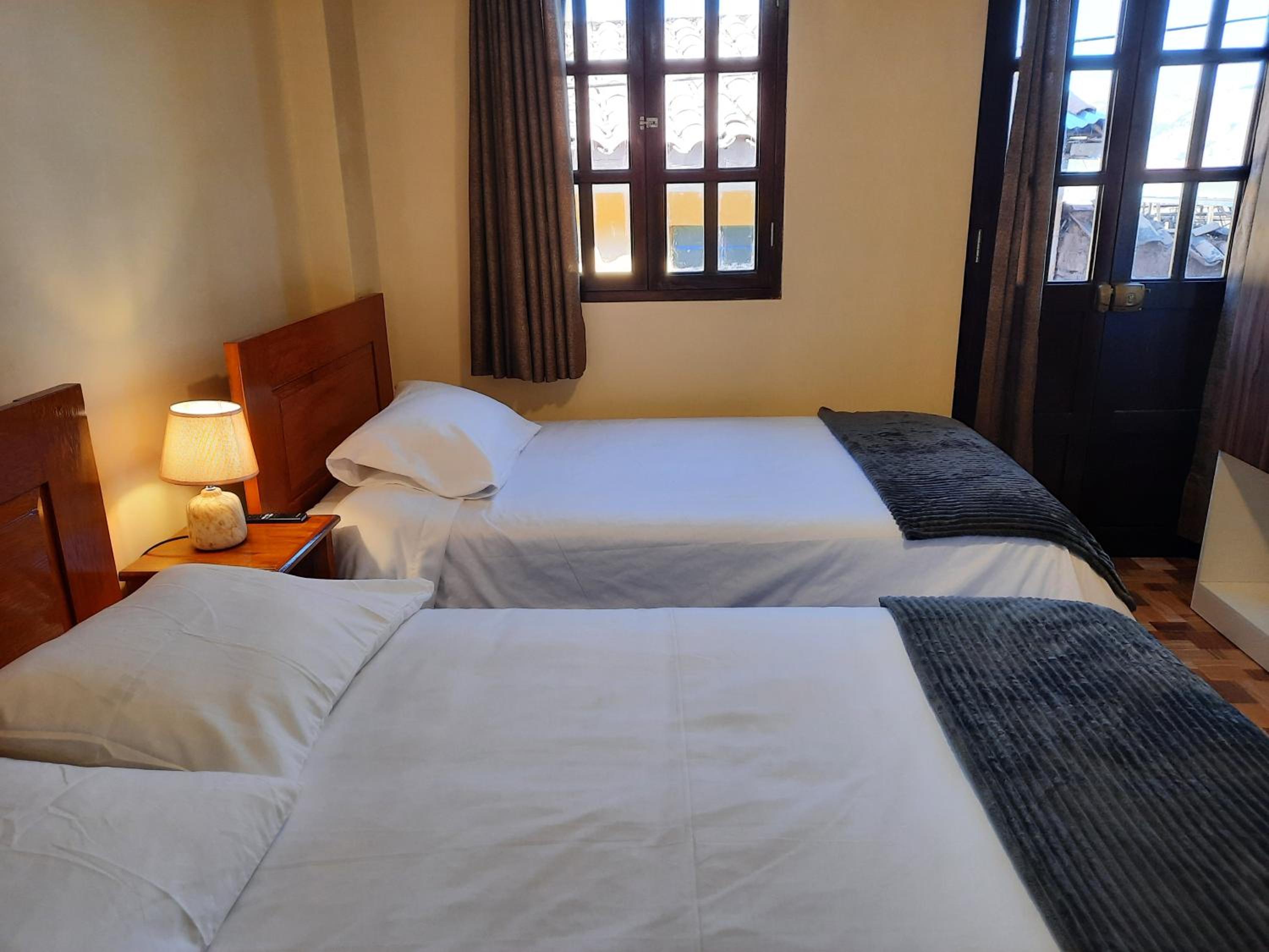 Standard Twin Room photo 2