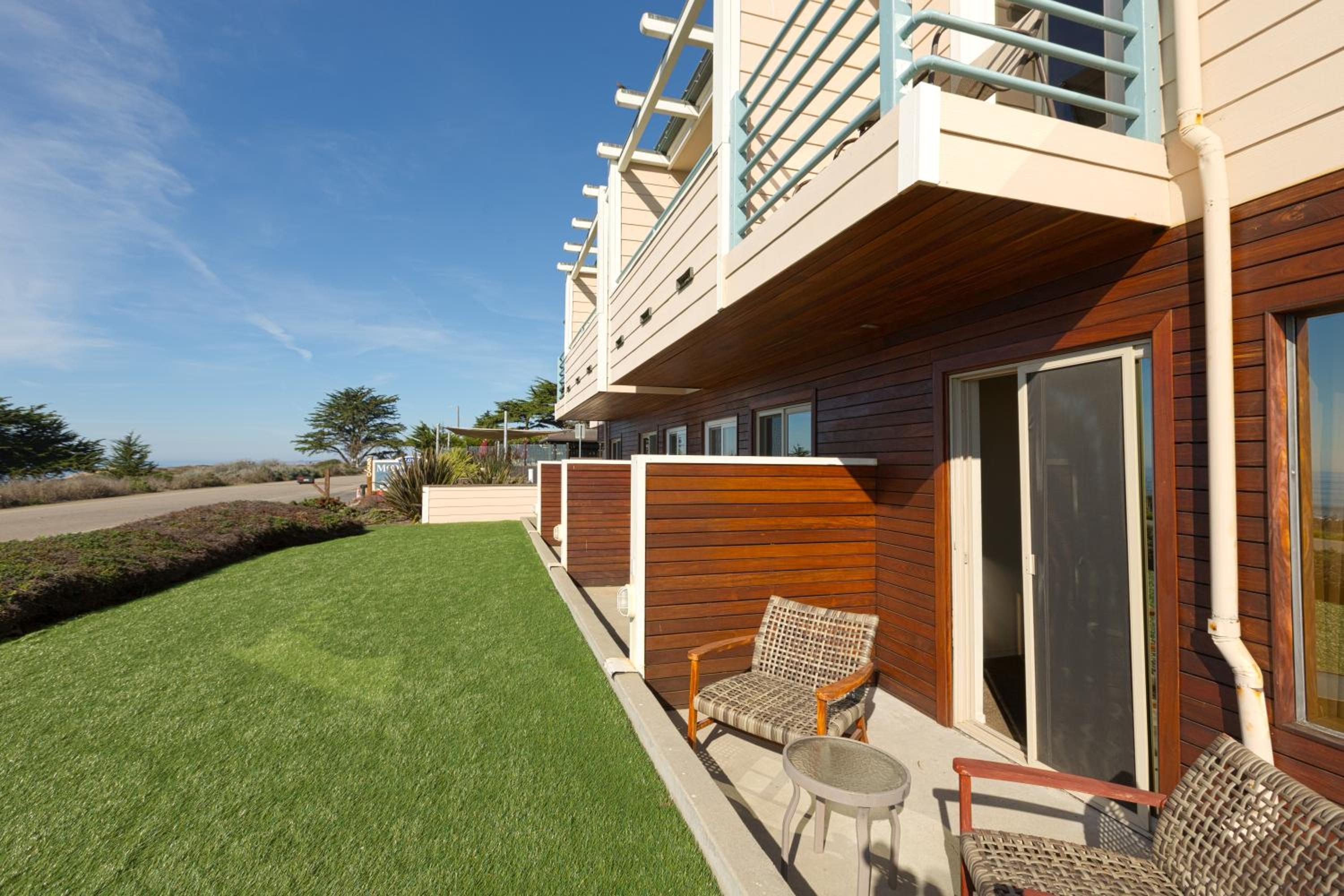 King Room with Ocean View - Photo 3