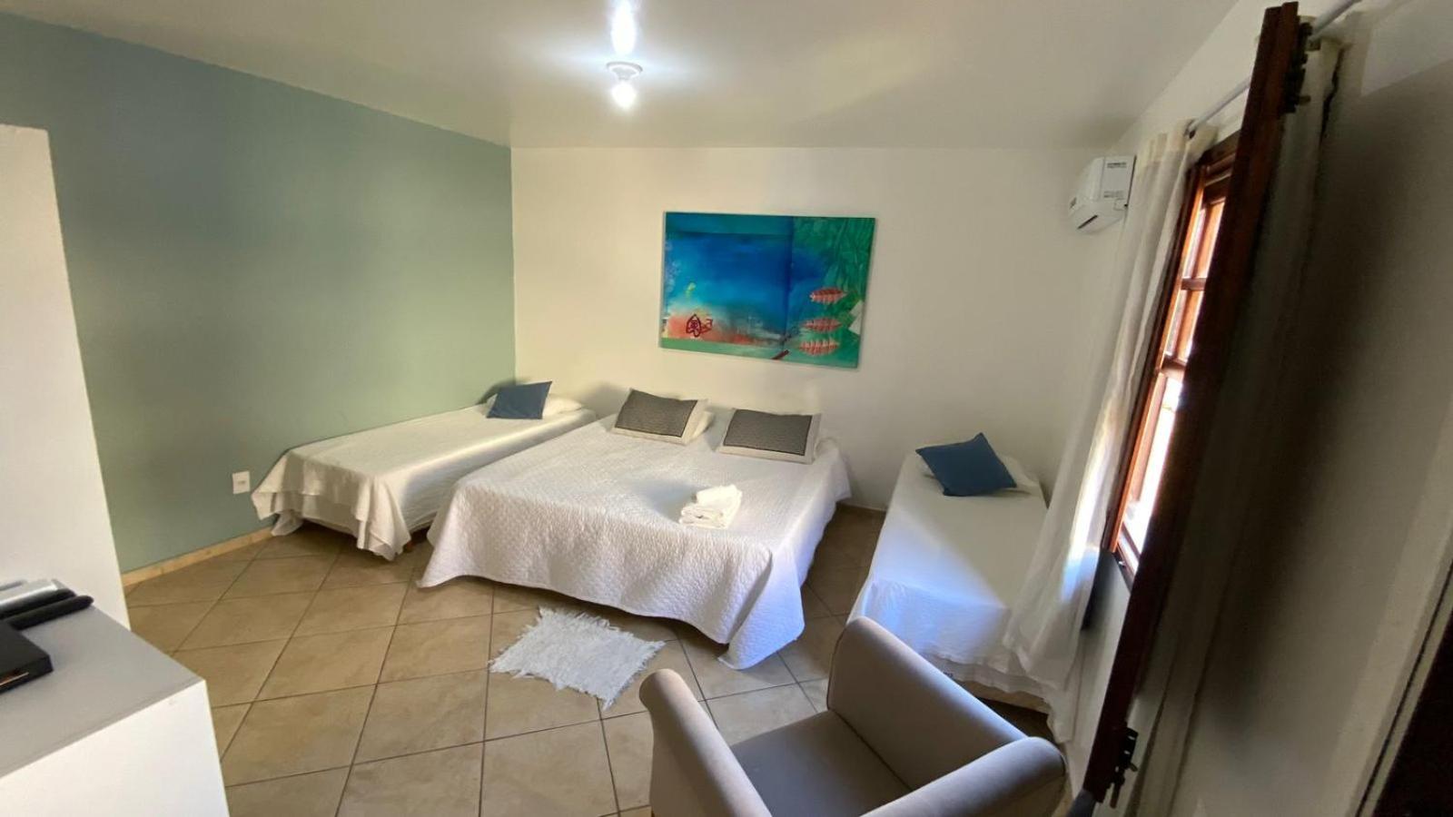 Quadruple Room with Private Bathroom photo 3