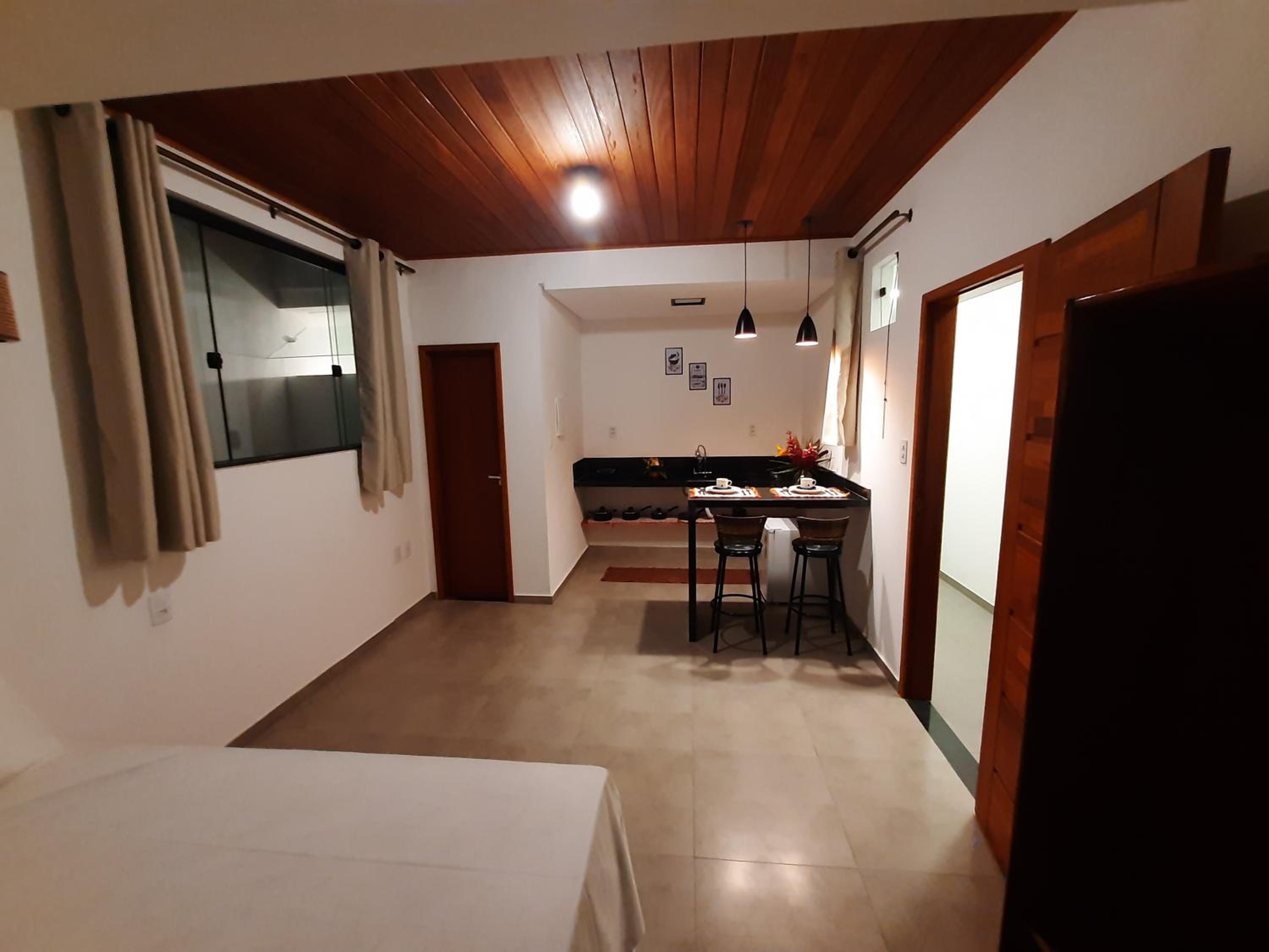 One-Bedroom Apartment photo 1