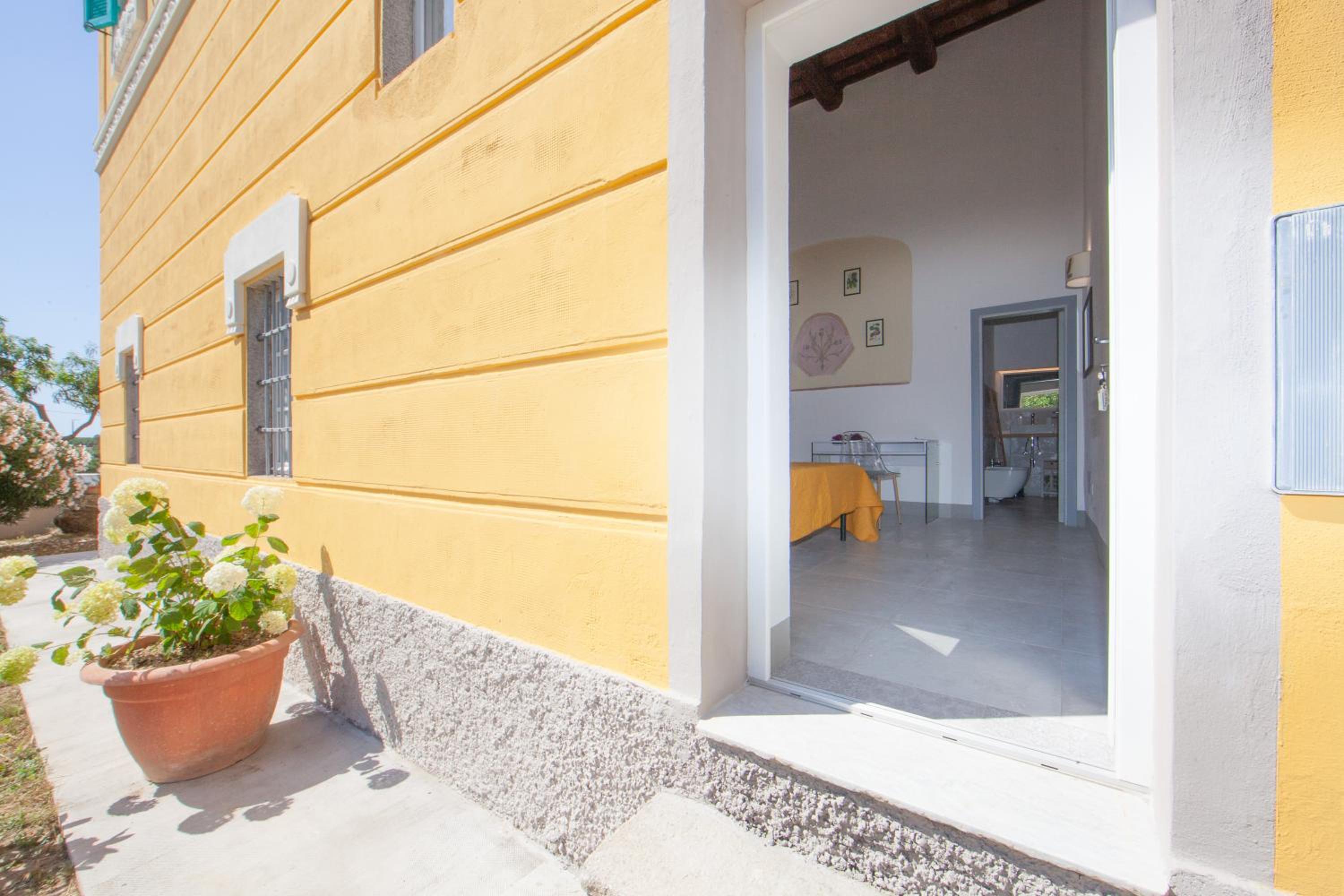 Double Room with Garden View photo 2
