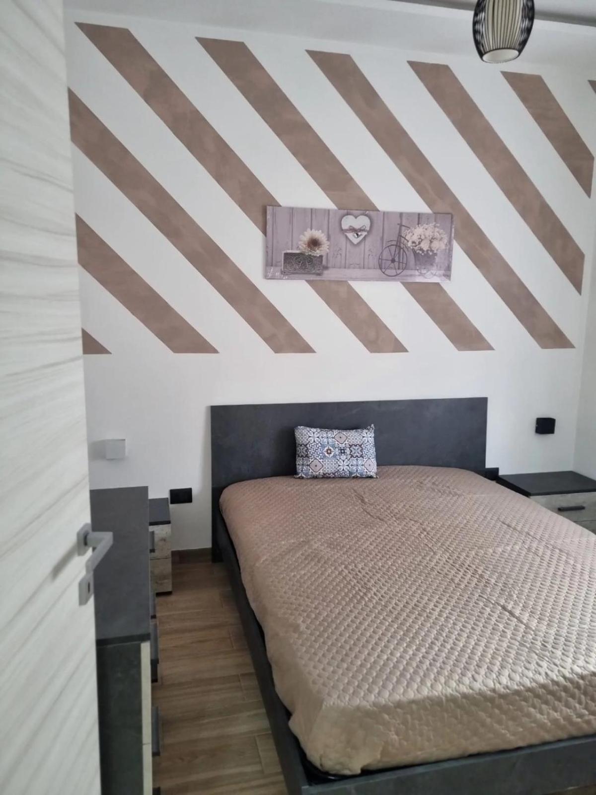 One-Bedroom House photo 2