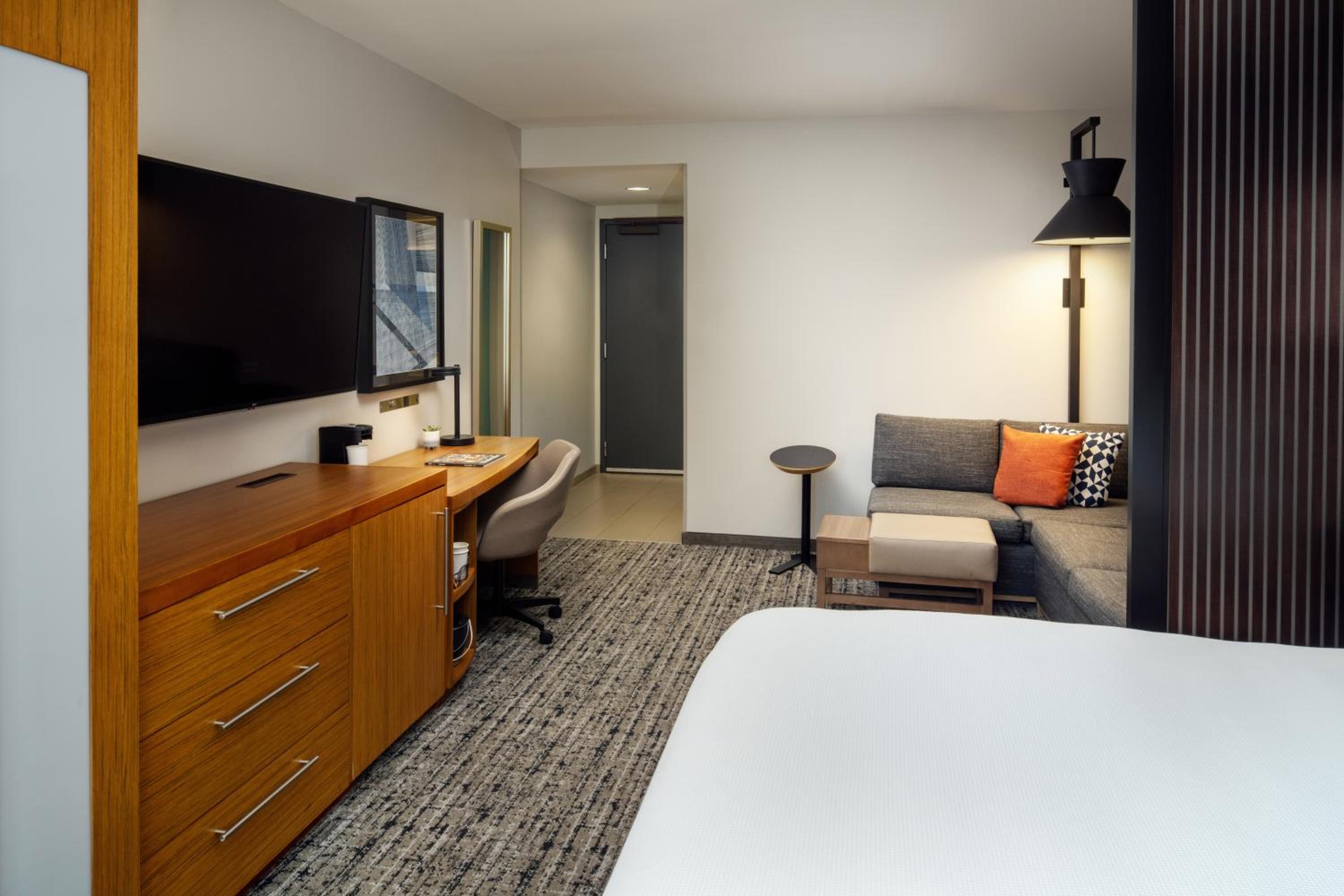 King Room with Sofa Bed and Roll-In Shower - Disability Access