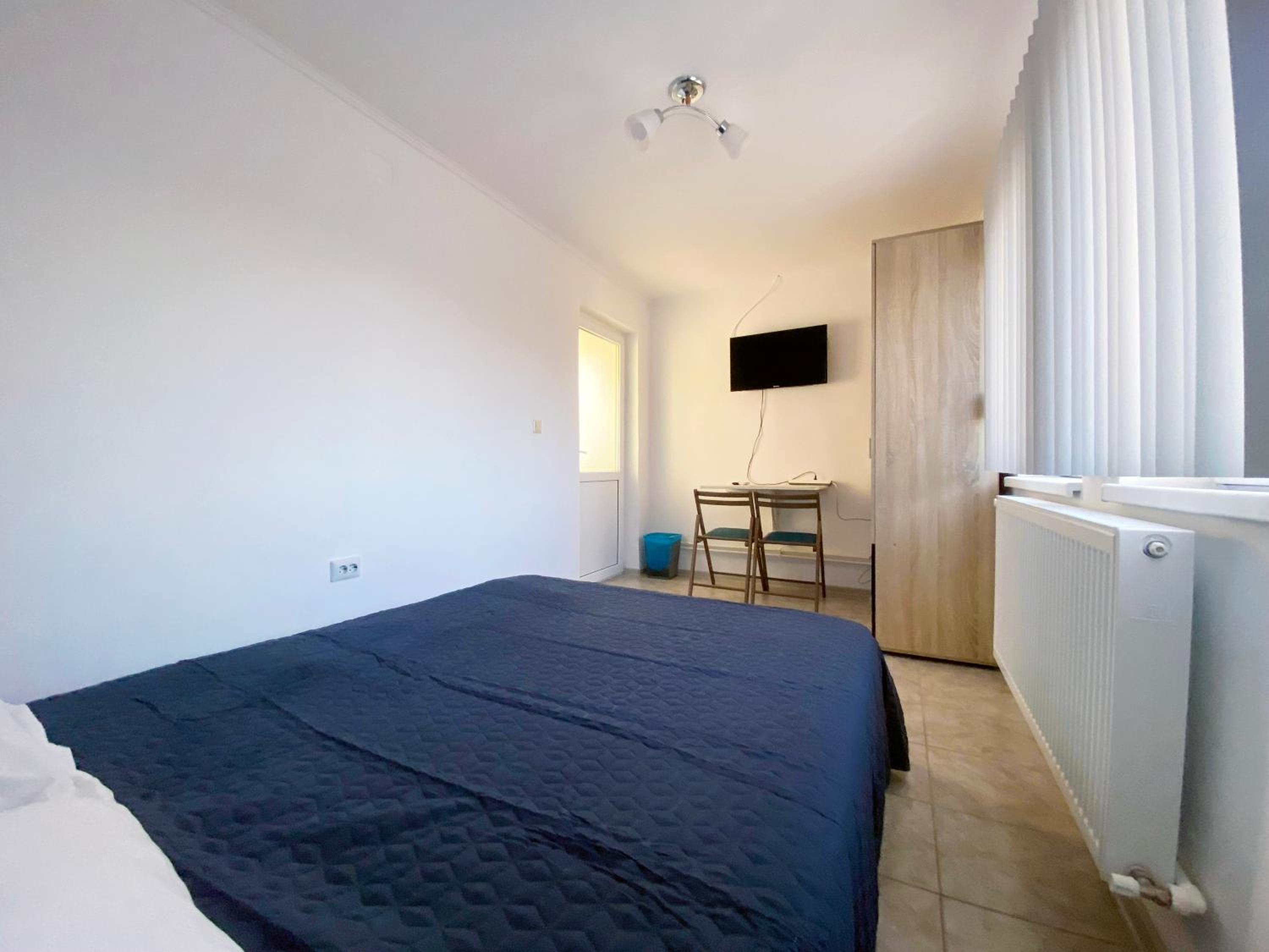 Double Room with Private Bathroom photo 2