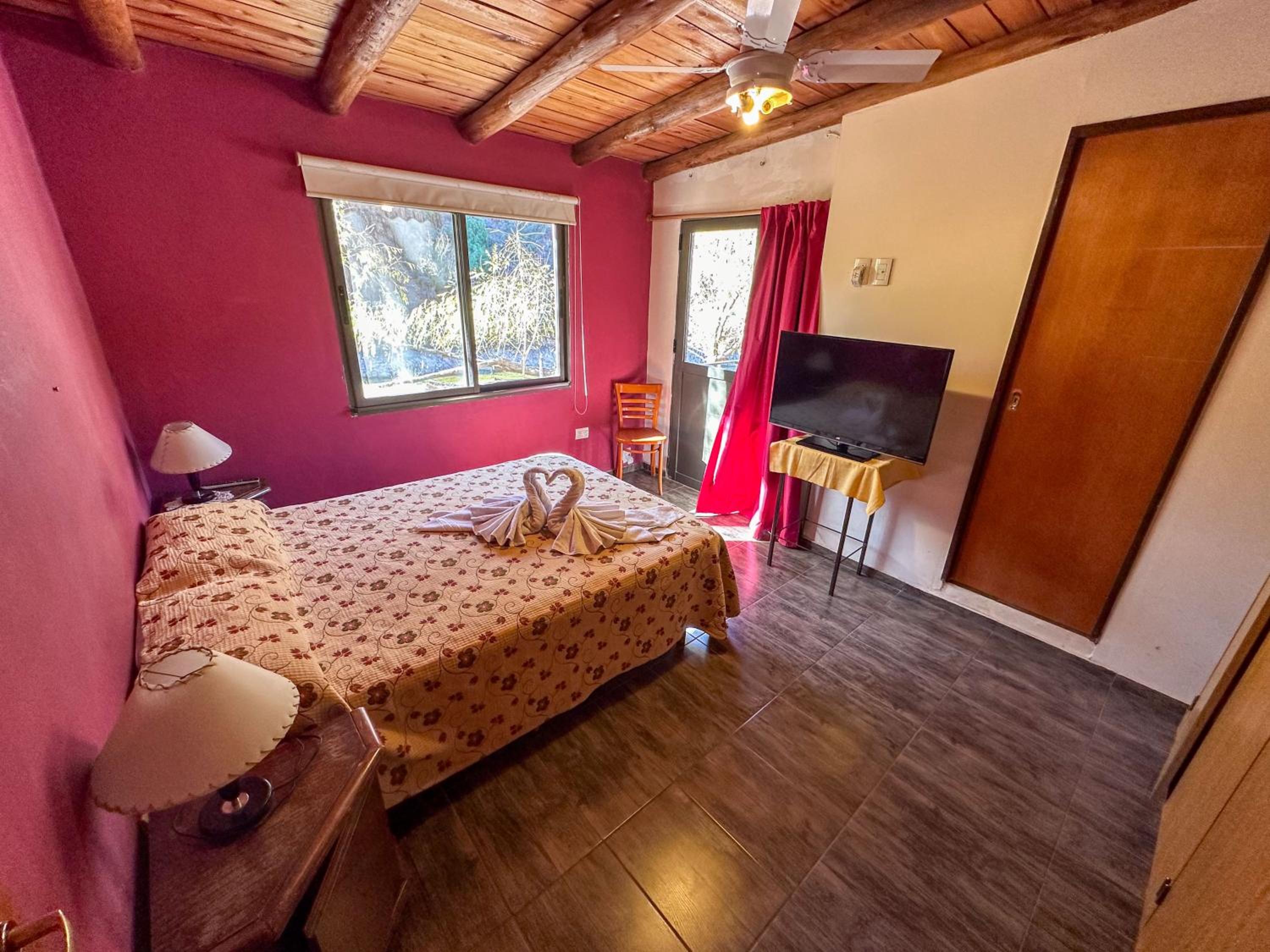 Three-Bedroom Bungalow photo 2