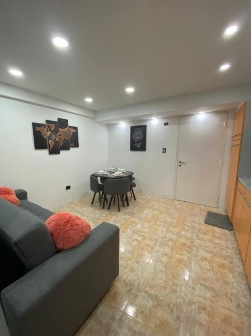 One-Bedroom Apartment photo 2
