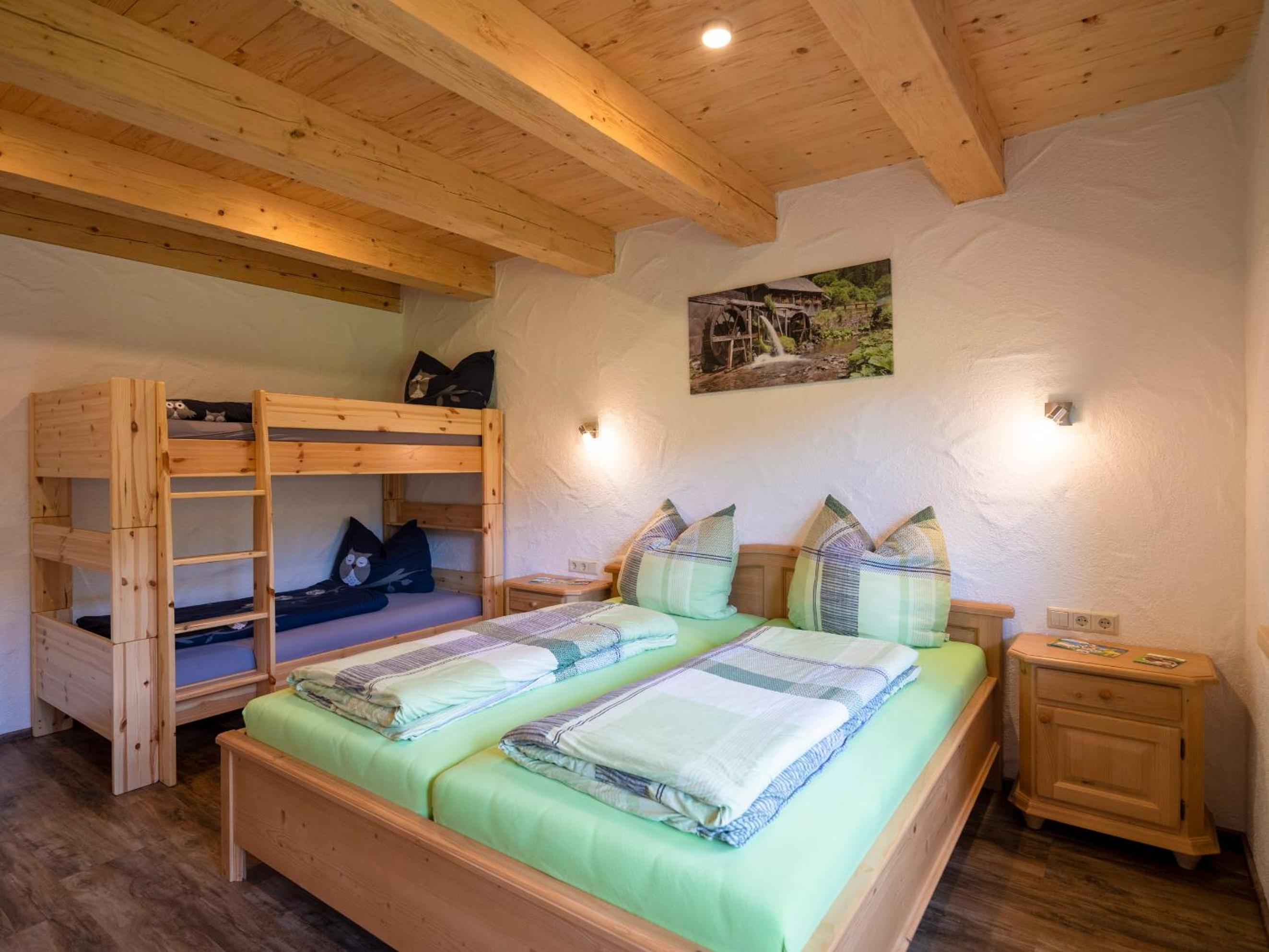 Two-Bedroom Deluxe Apartment with Balcony photo 2