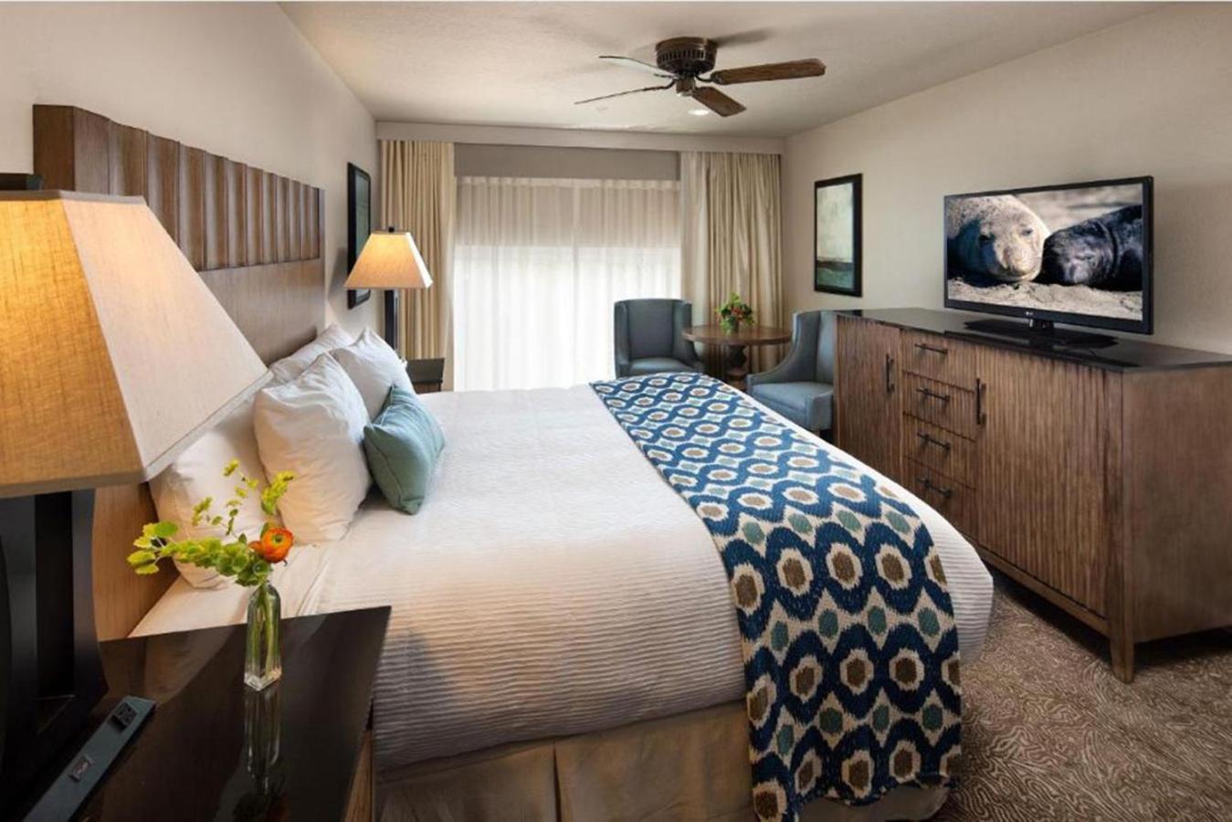 King Room with Partial Ocean View - Photo 1