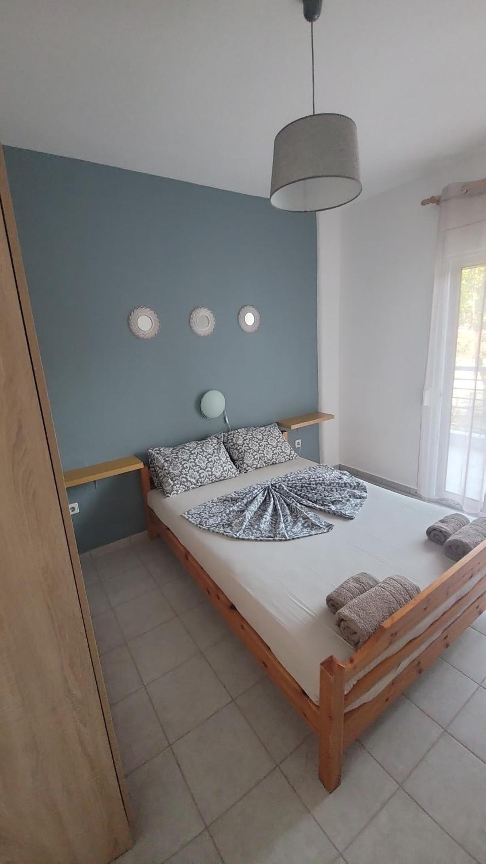 Two-Bedroom Apartment with Balcony photo 3