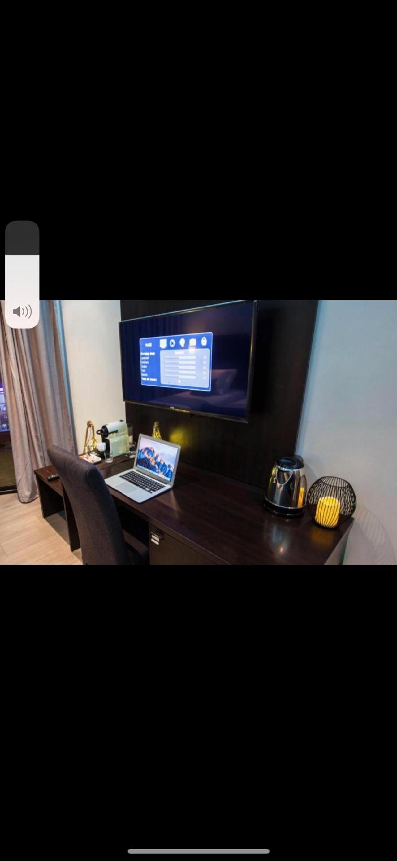 Double or Twin Room with City View